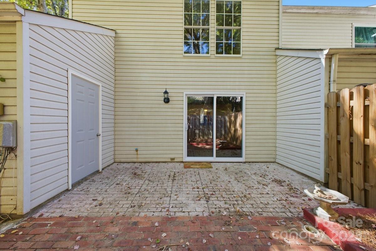 9613 Green Gable Court