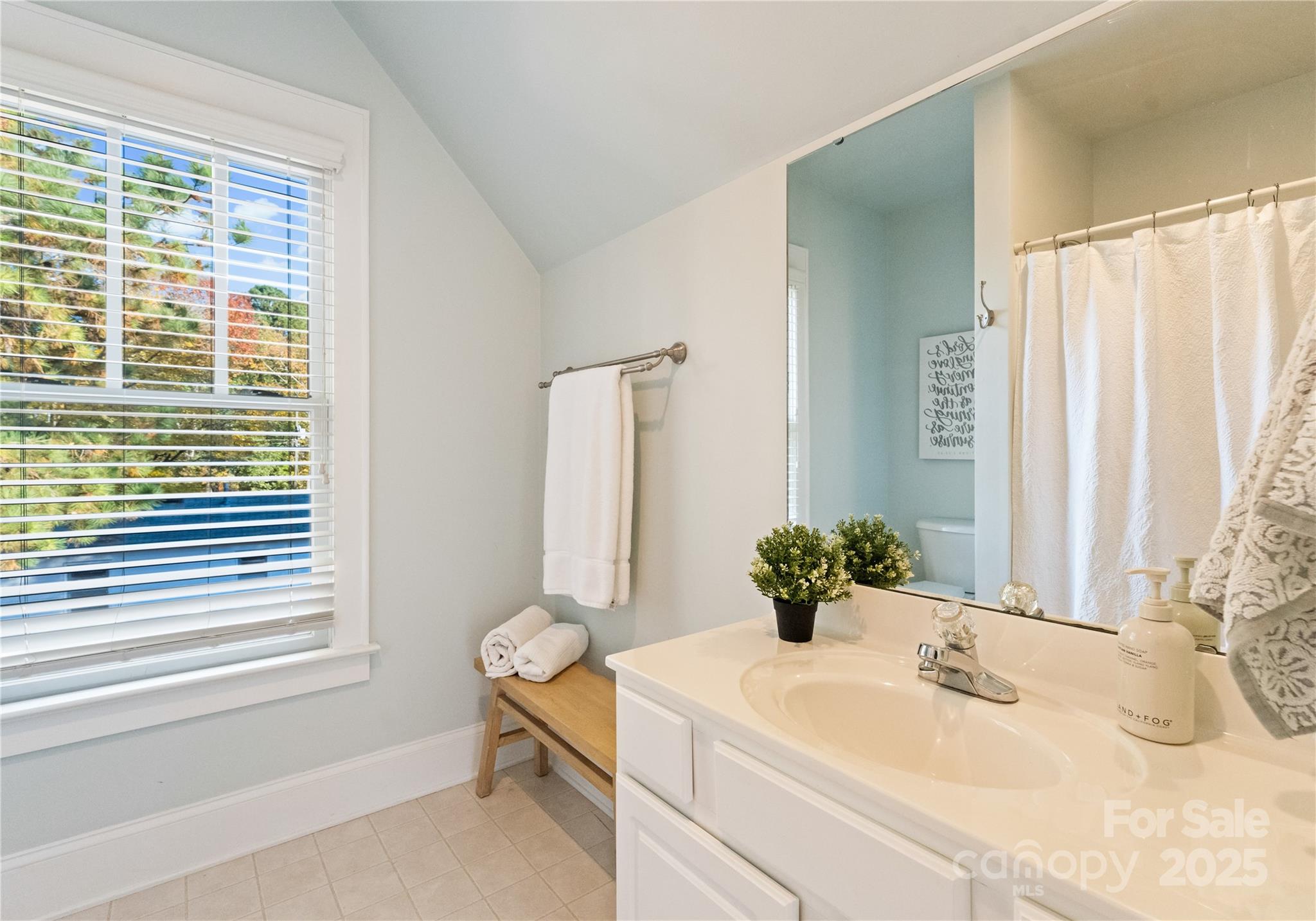 14030 Garden District Row