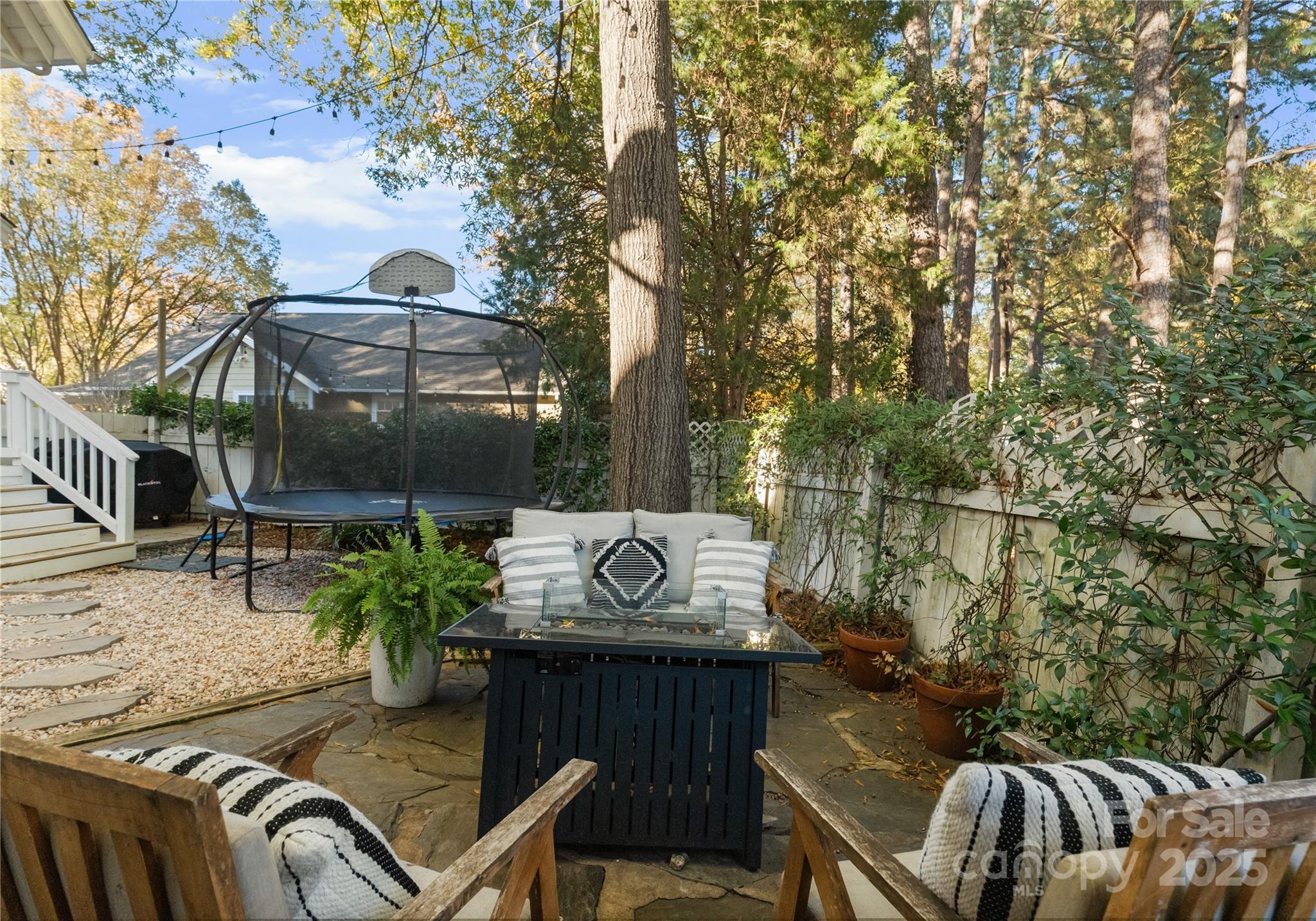 14030 Garden District Row