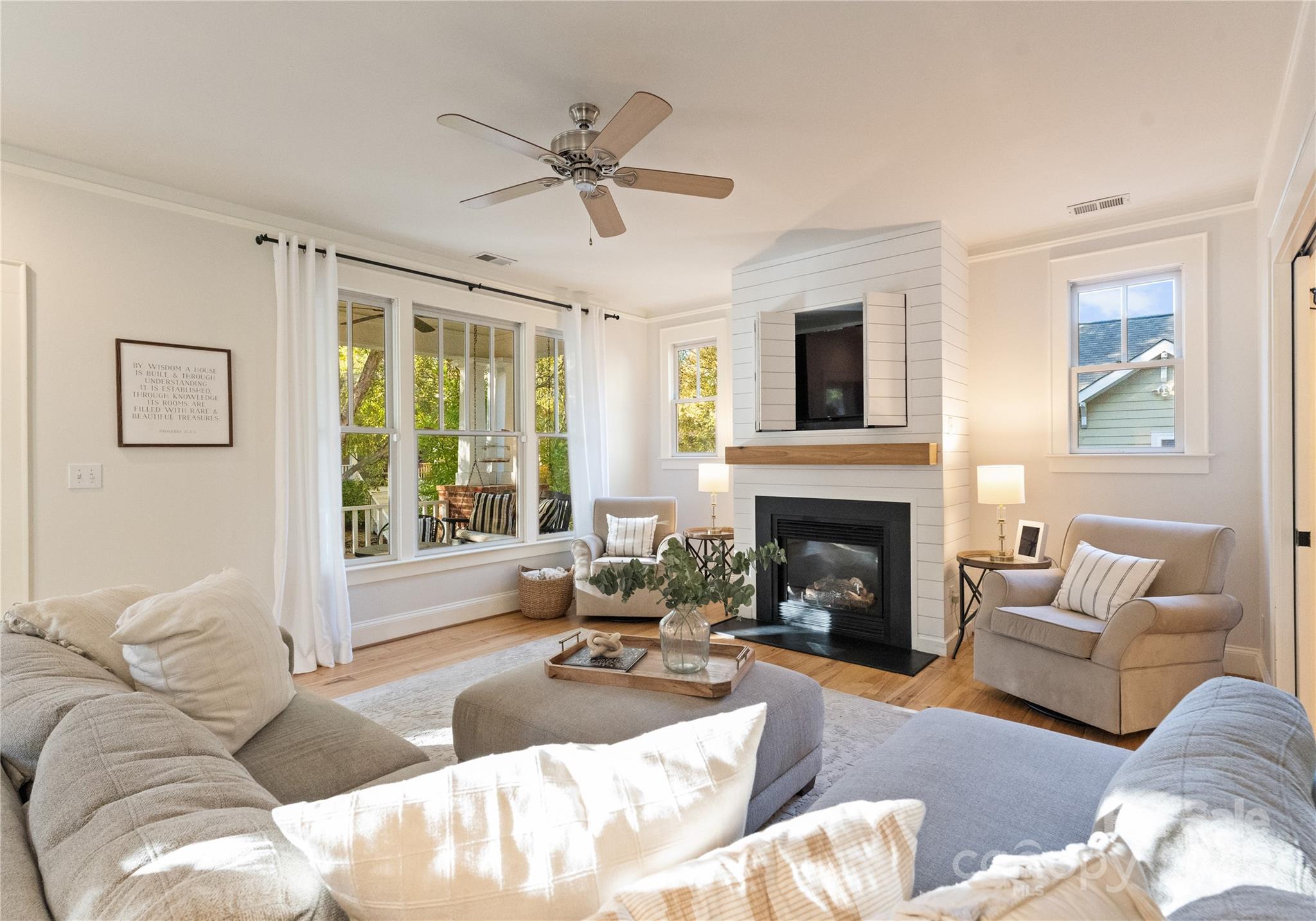 14030 Garden District Row