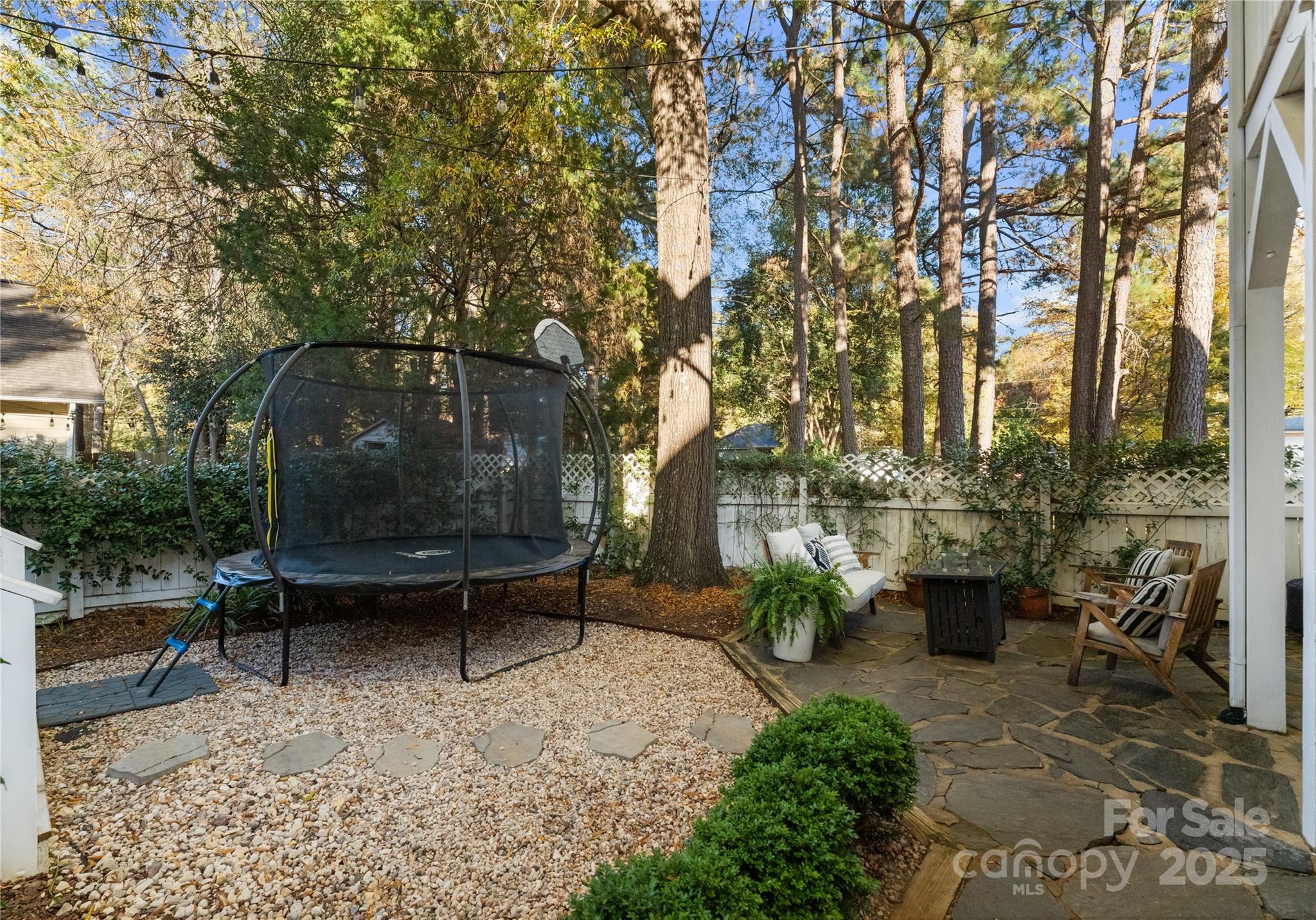 14030 Garden District Row
