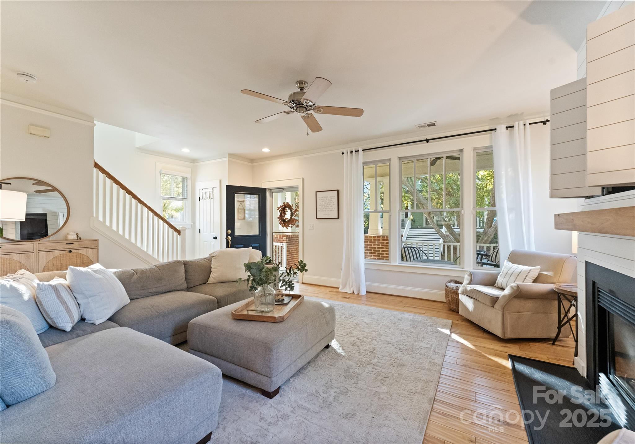 14030 Garden District Row