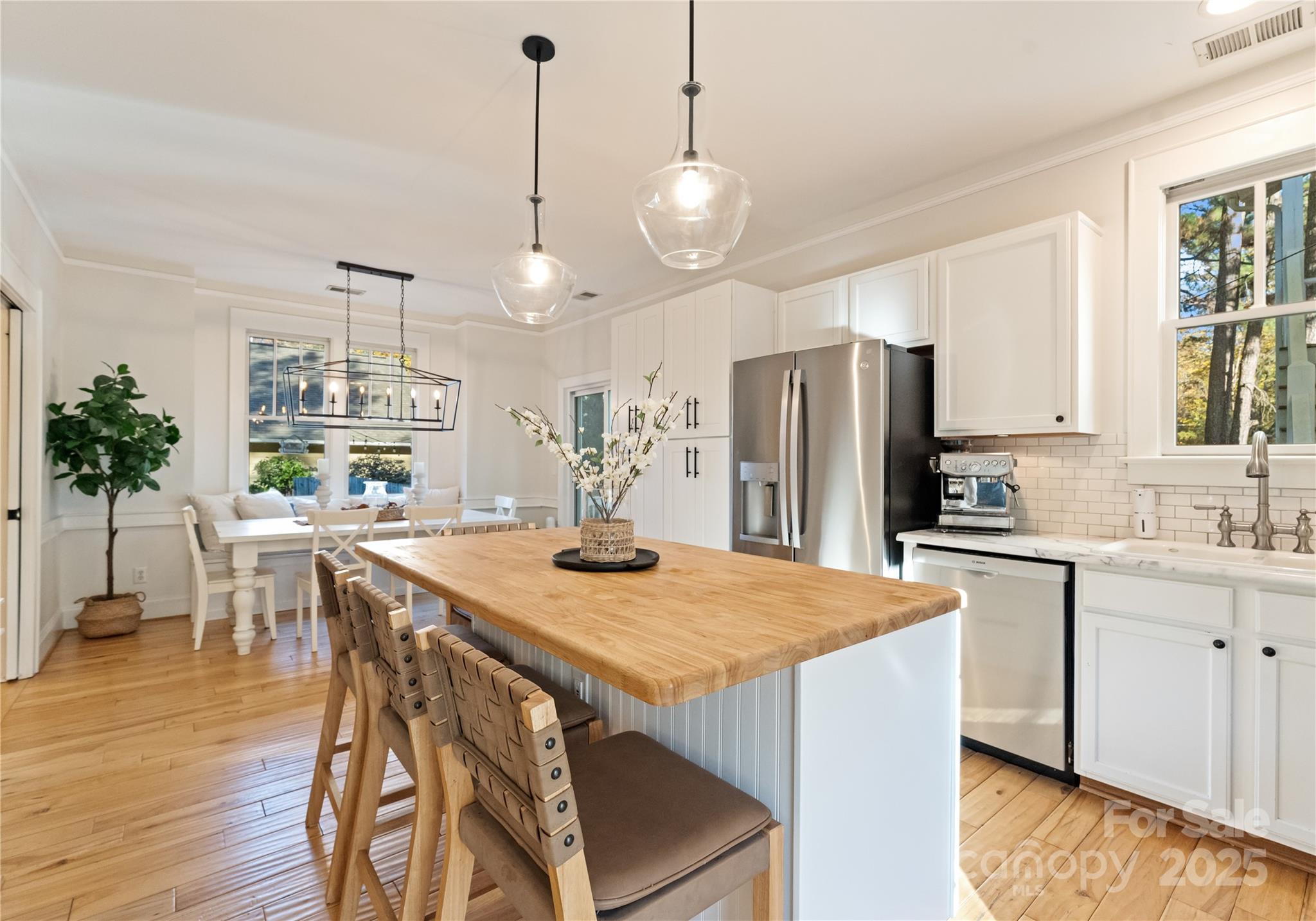 14030 Garden District Row