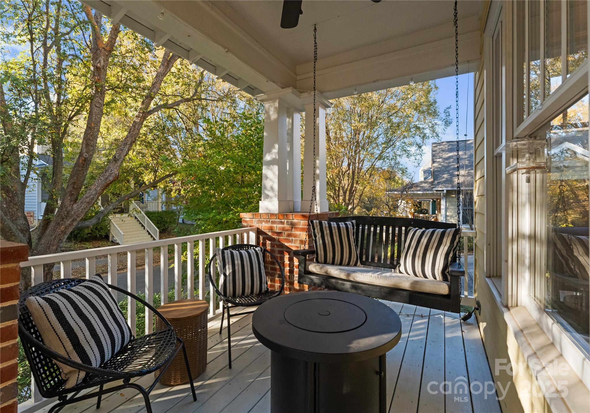 14030 Garden District Row