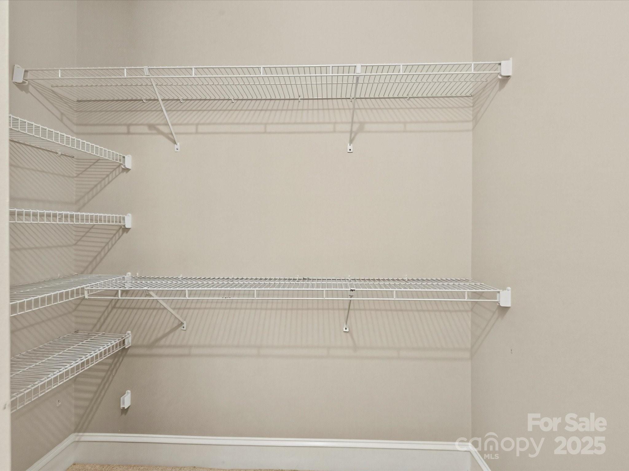 325 Queens Road Unit: 2