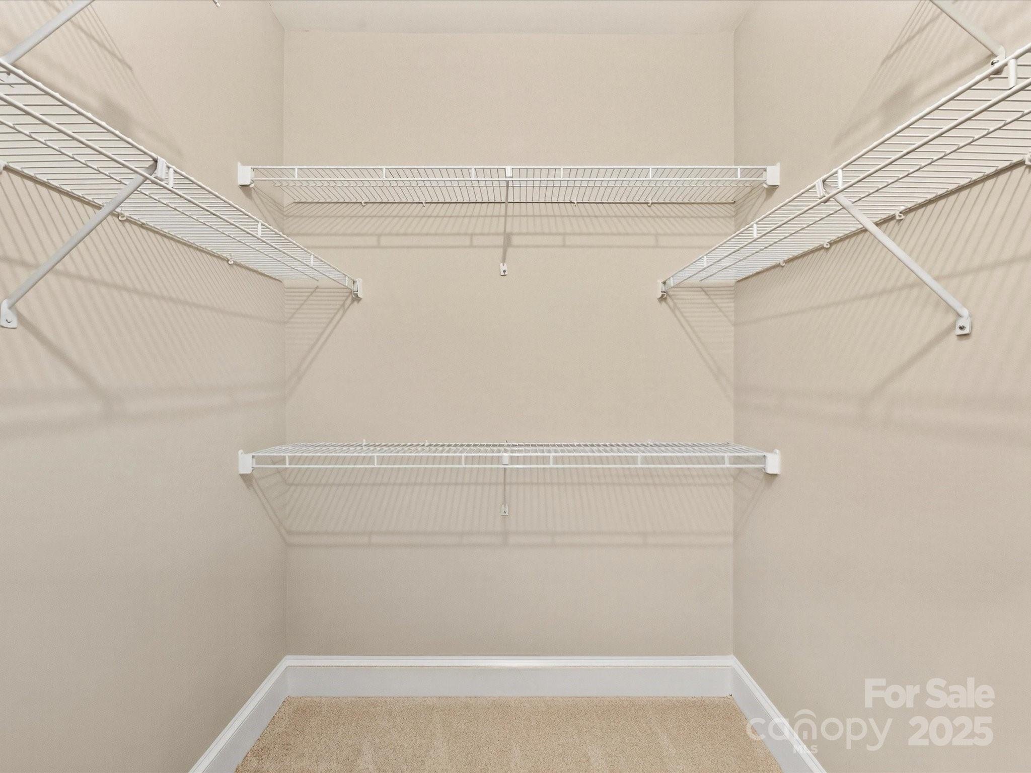 325 Queens Road Unit: 2