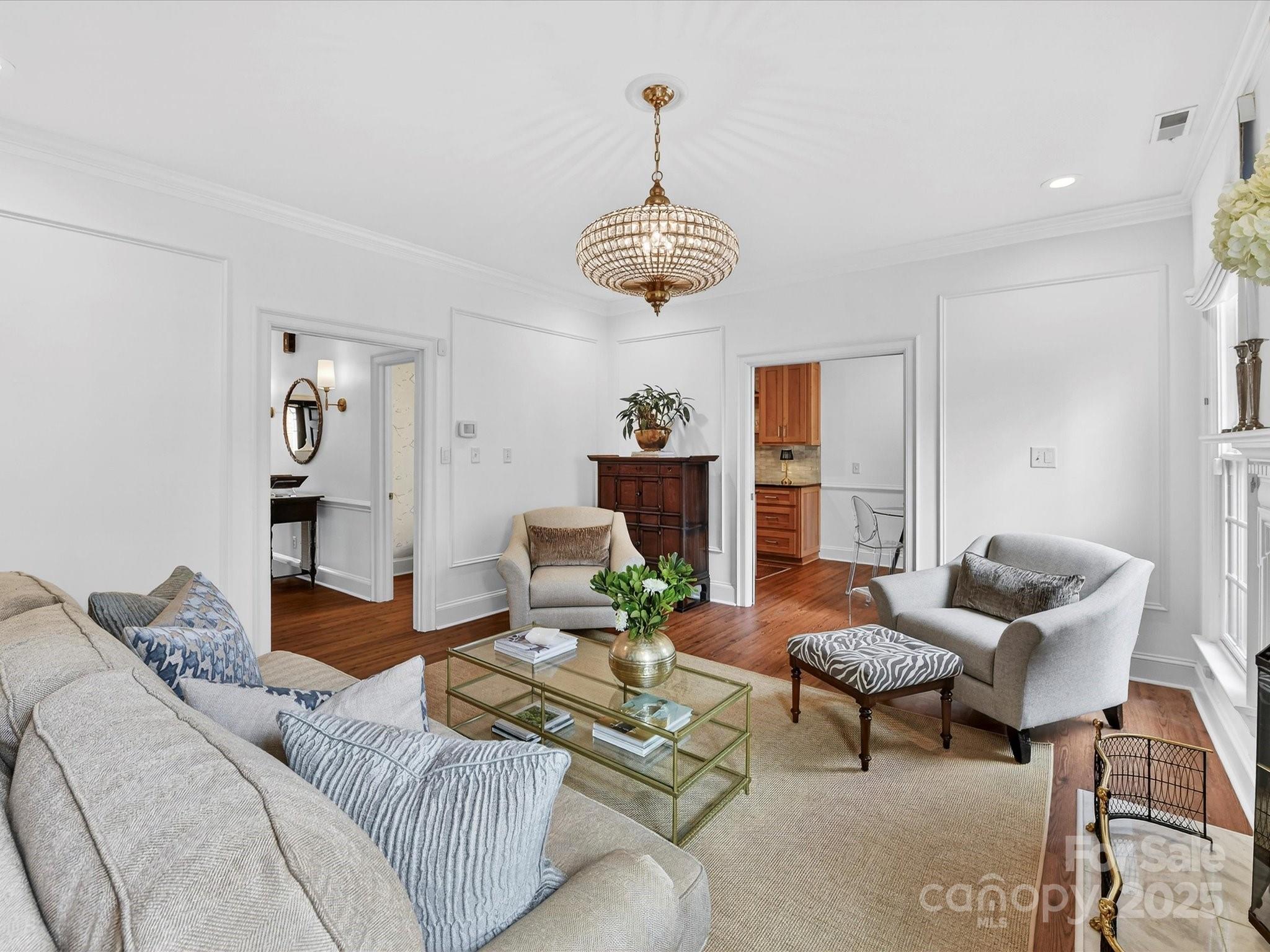 2813 Sharon View Road