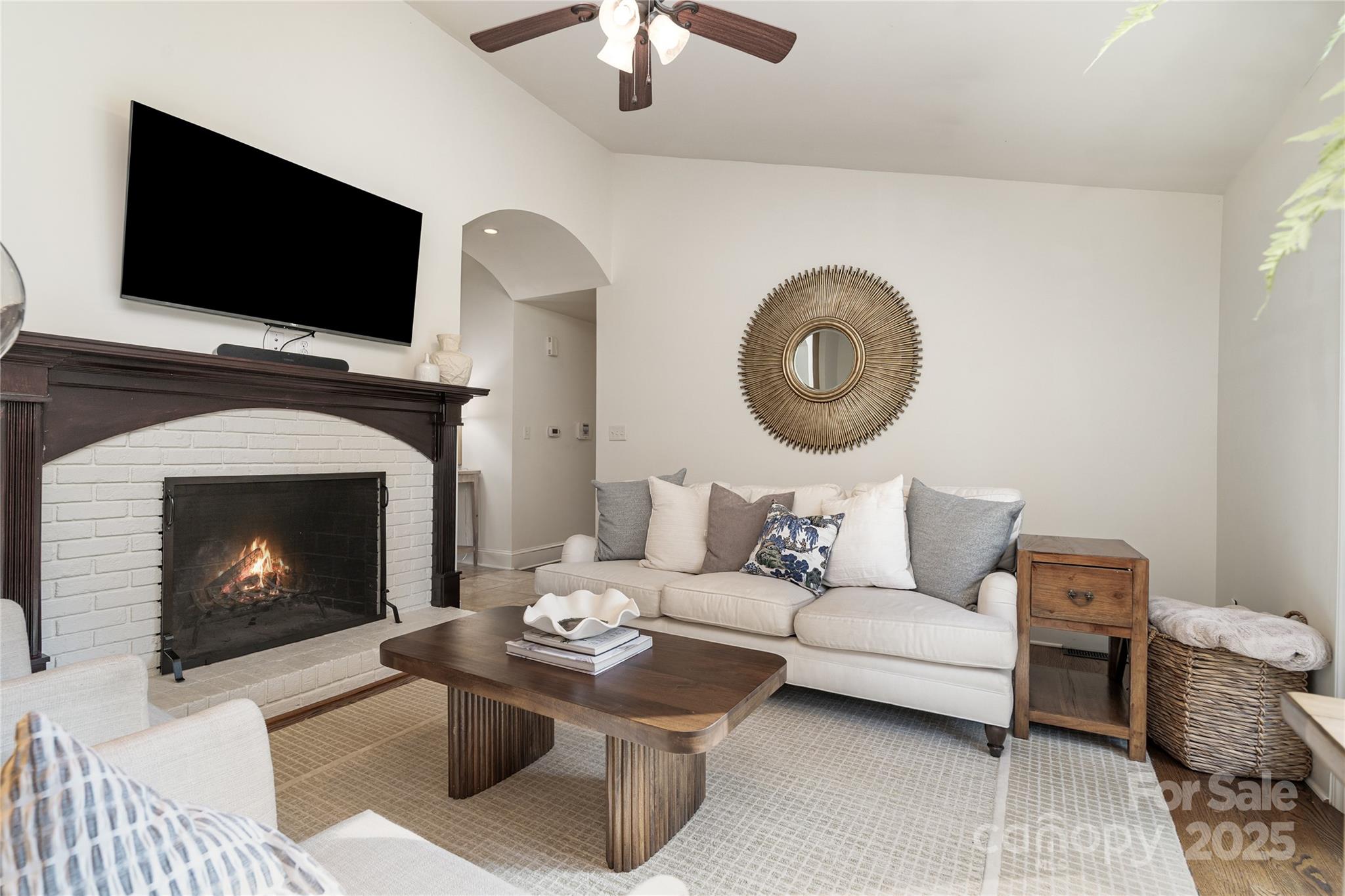 1018 Shady Bluff Drive