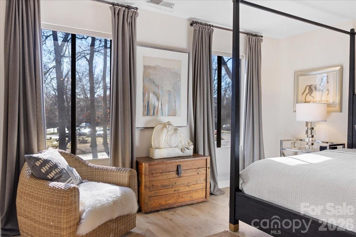 5801 Sharon Road Unit: J