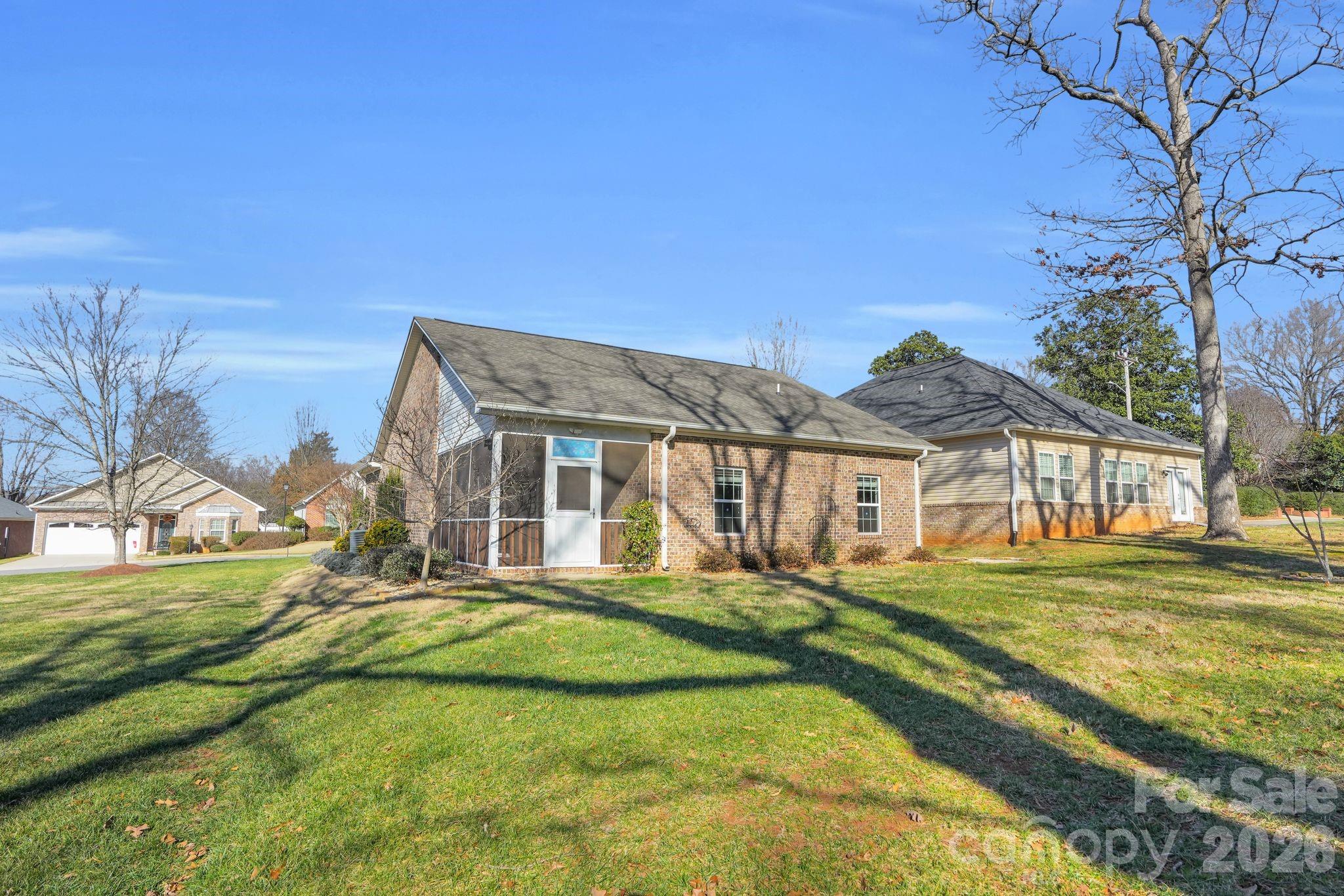 105 Sweet Oaks Lane