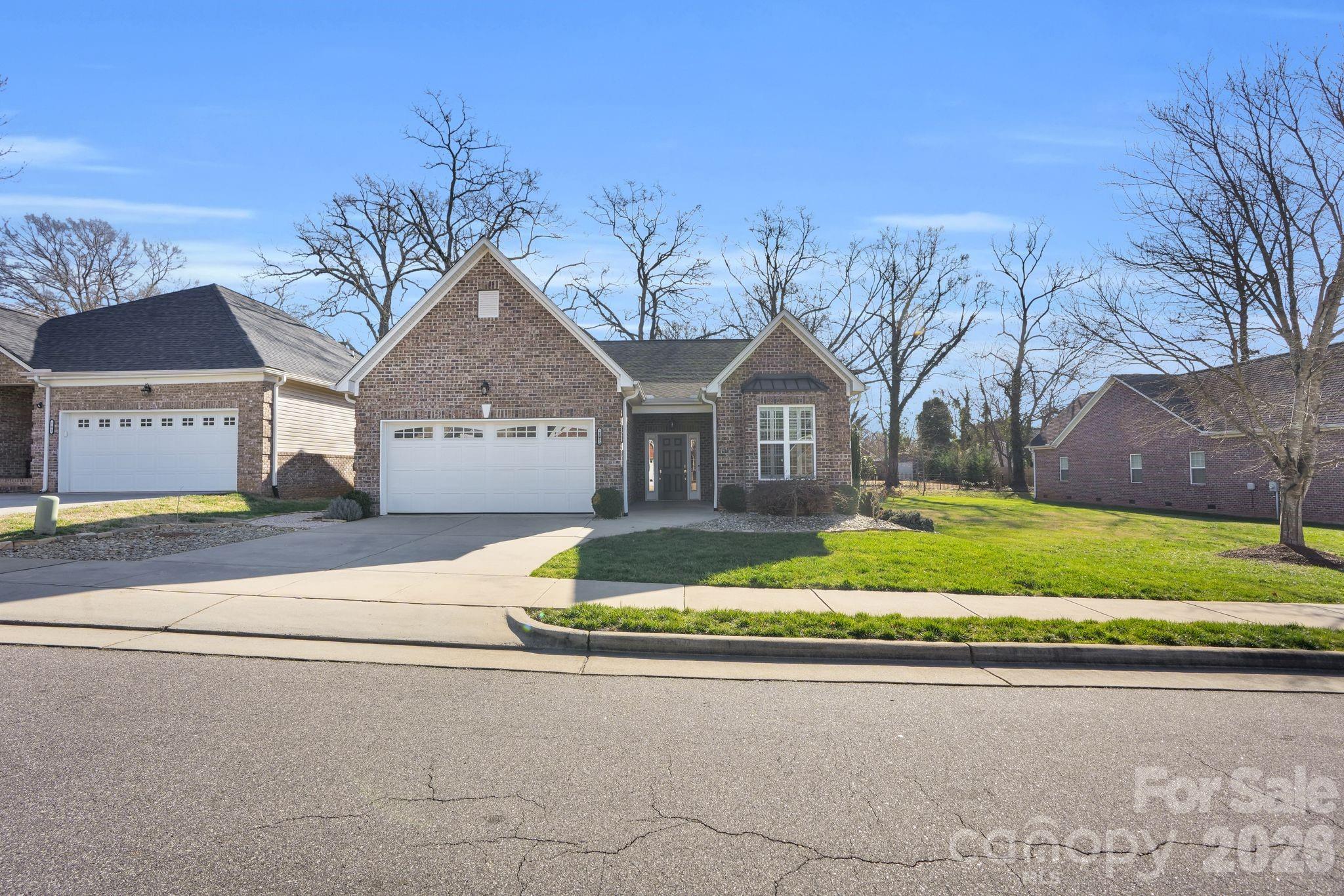 105 Sweet Oaks Lane