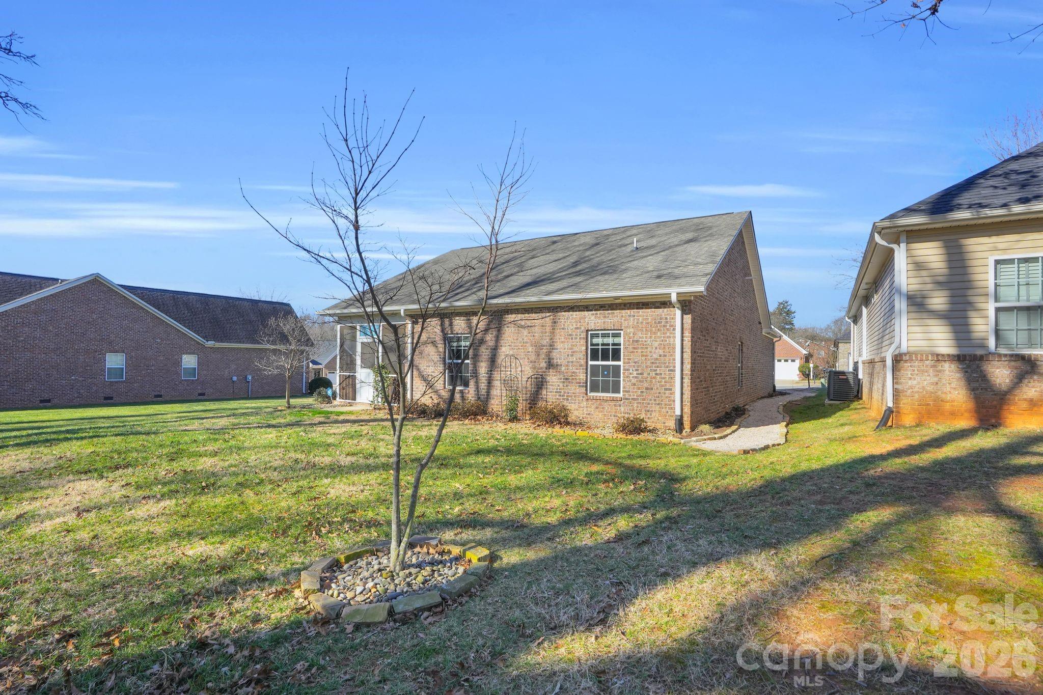 105 Sweet Oaks Lane