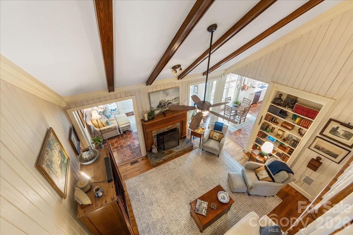 6203 Kensington Gardens Court