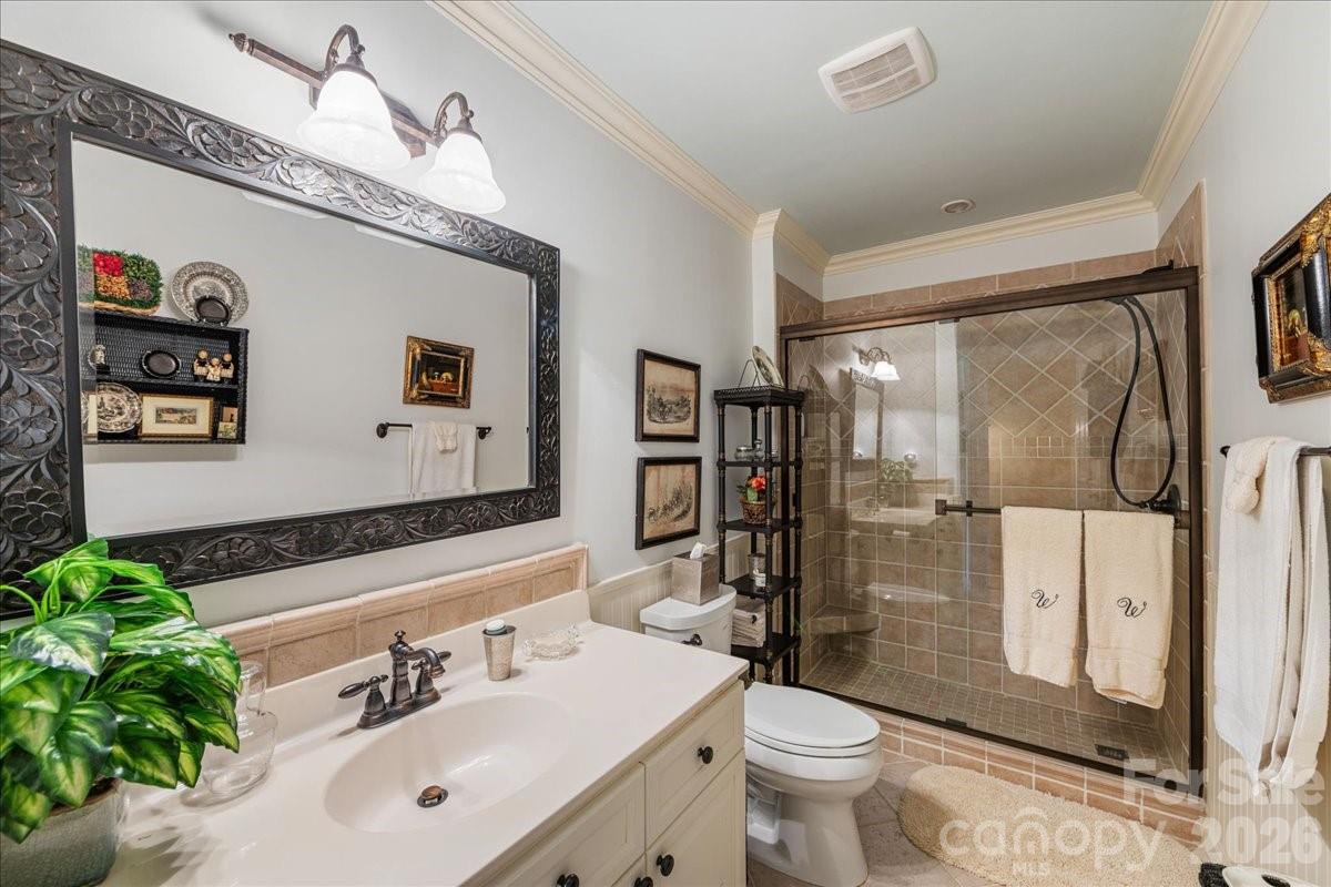 6203 Kensington Gardens Court