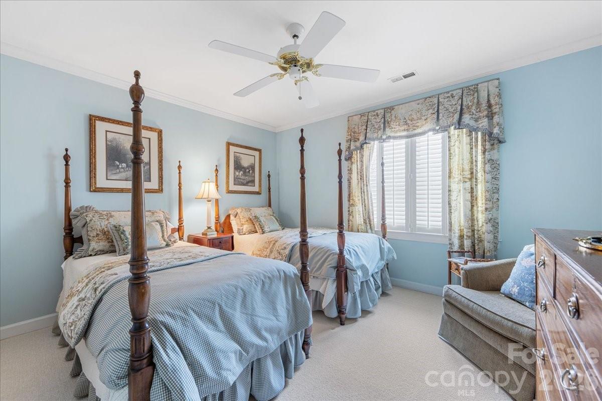 6203 Kensington Gardens Court