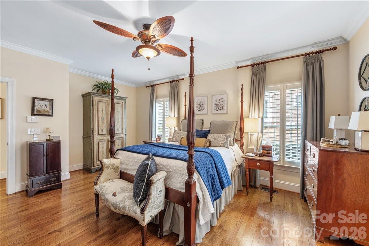 6203 Kensington Gardens Court