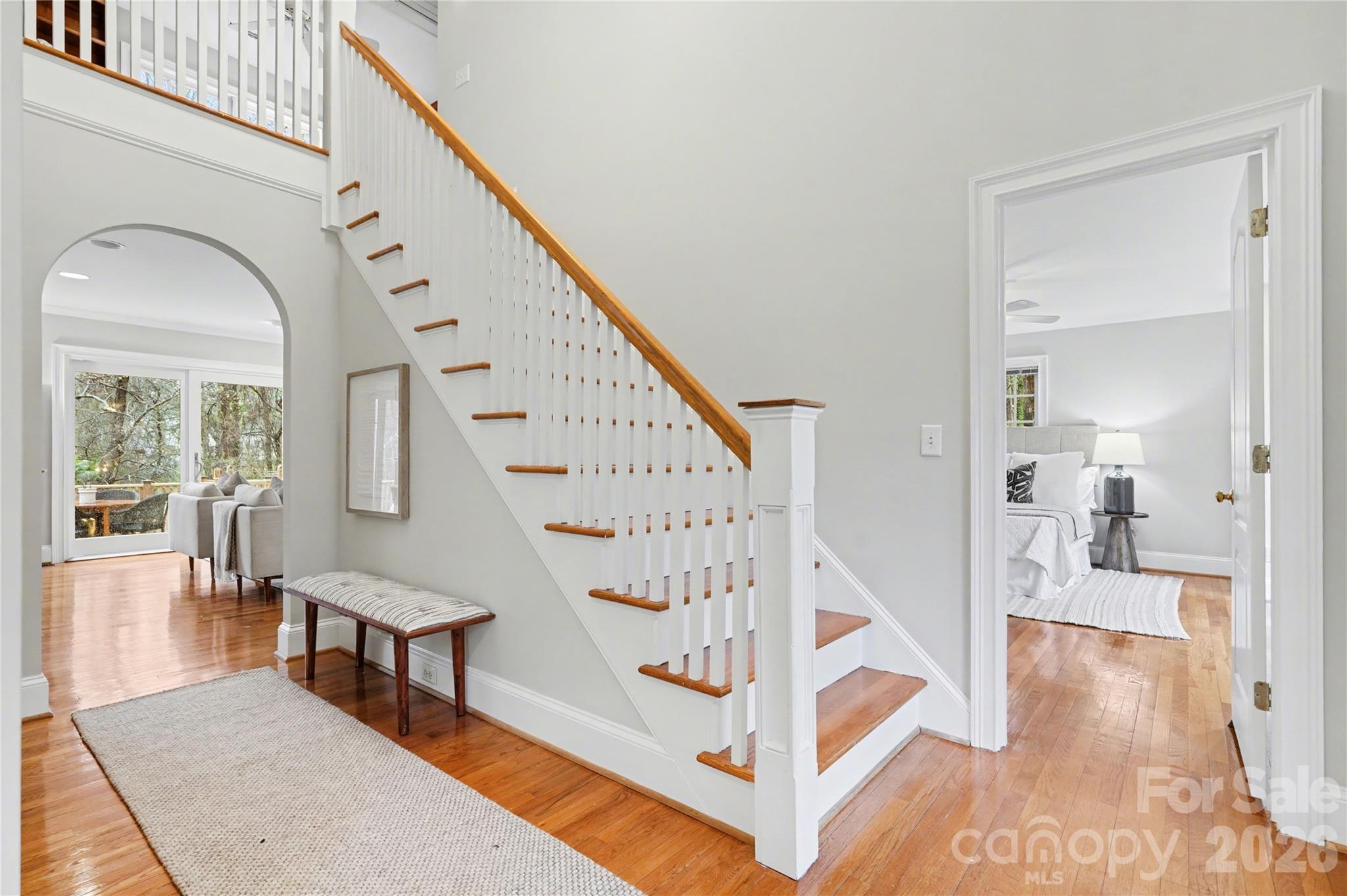 901 Shady Bluff Drive