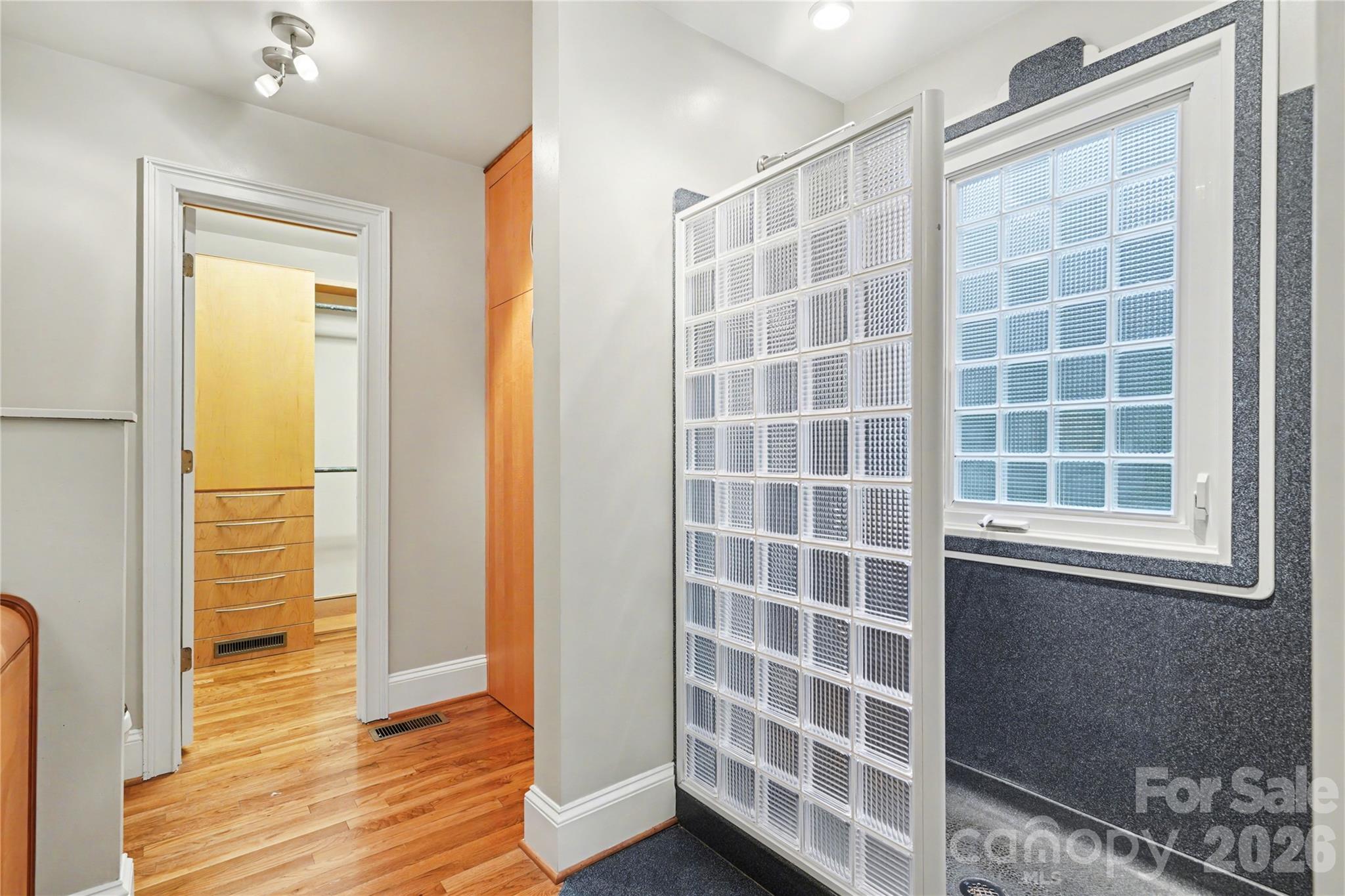 901 Shady Bluff Drive