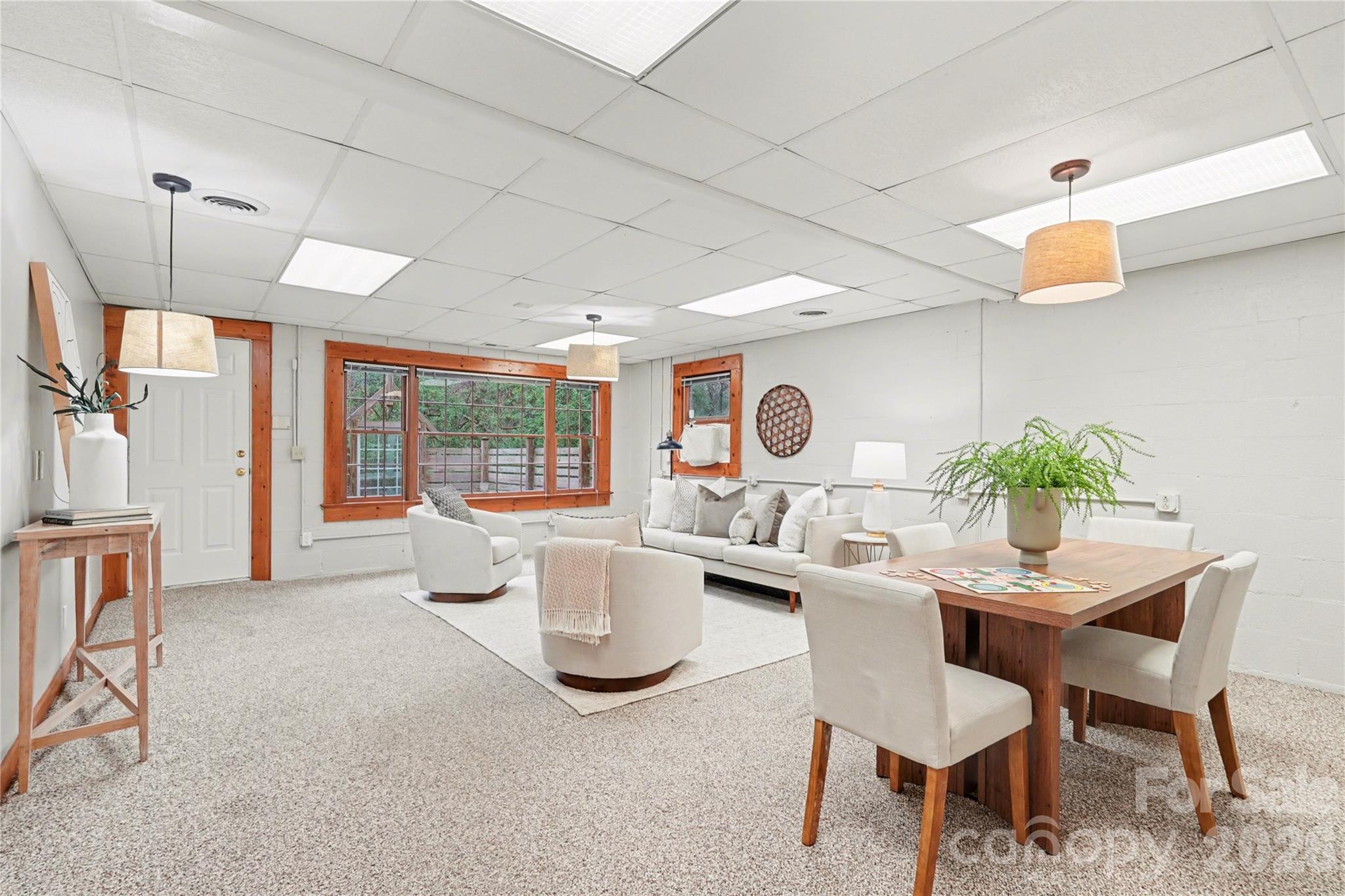 901 Shady Bluff Drive