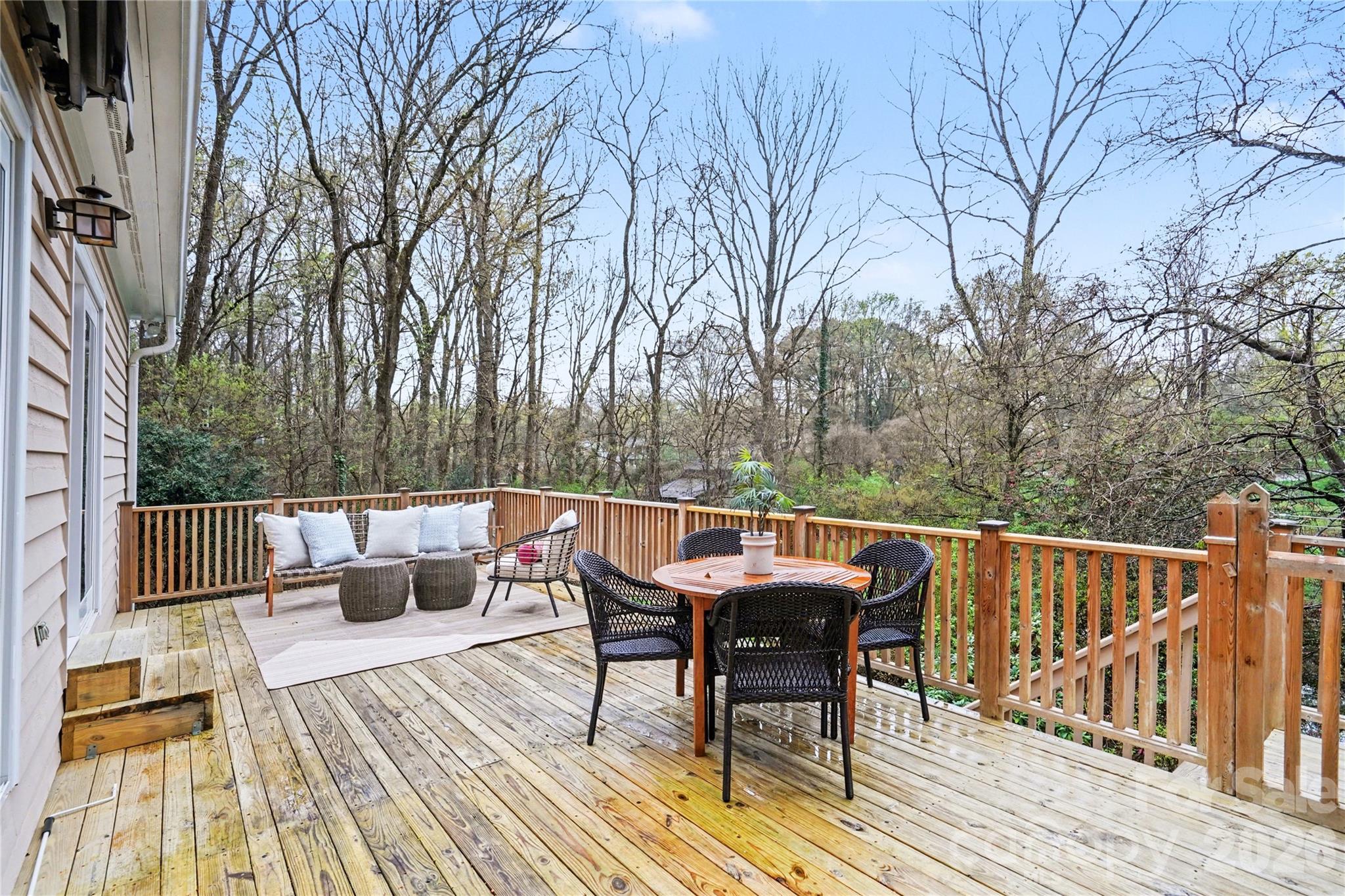 901 Shady Bluff Drive