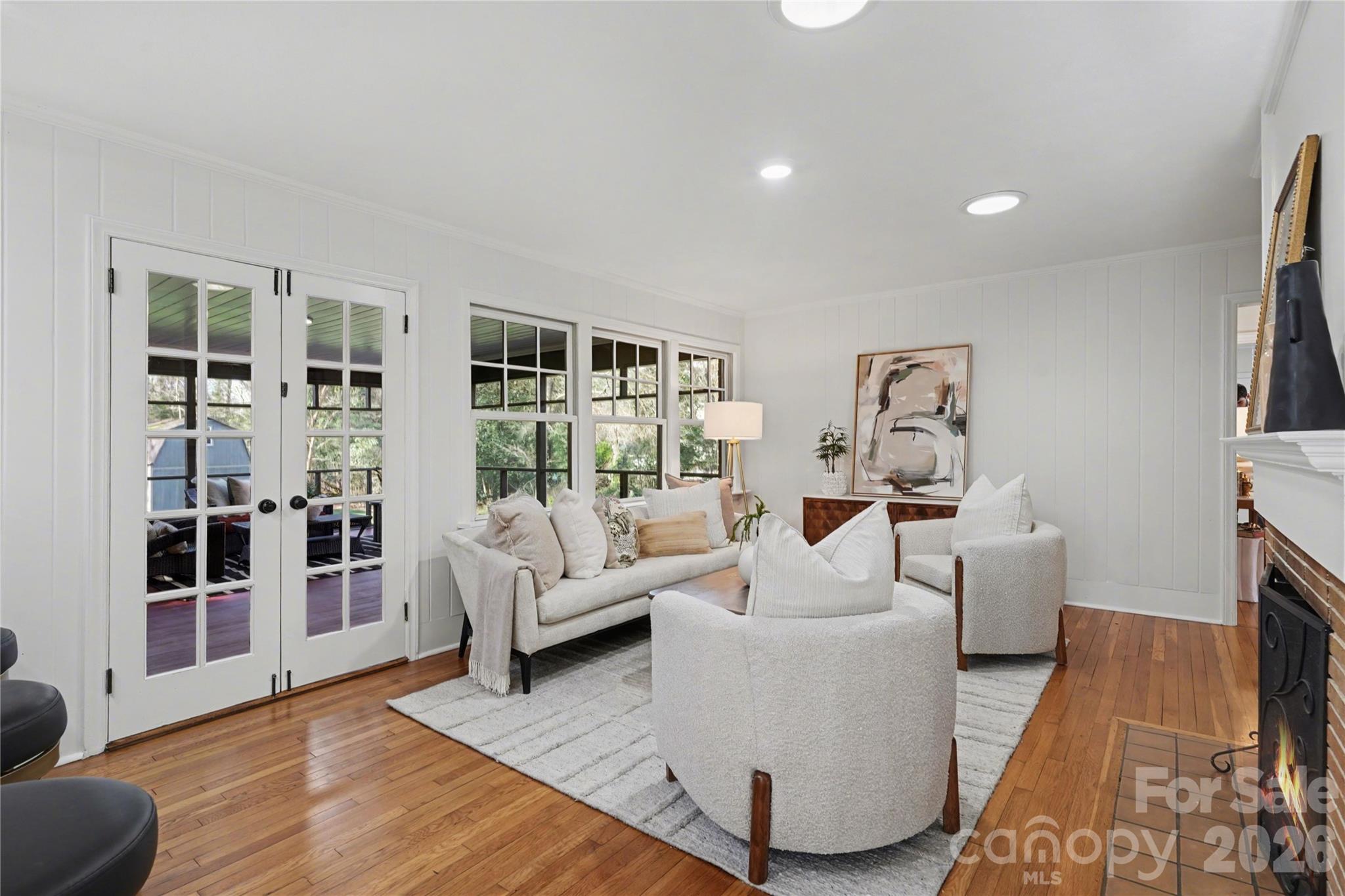 470 Livingston Drive