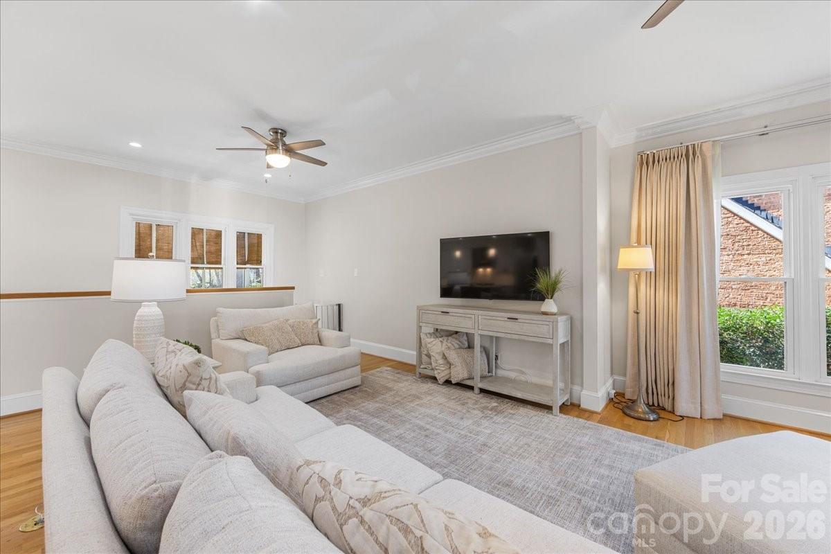 10410 Newberry Park Lane