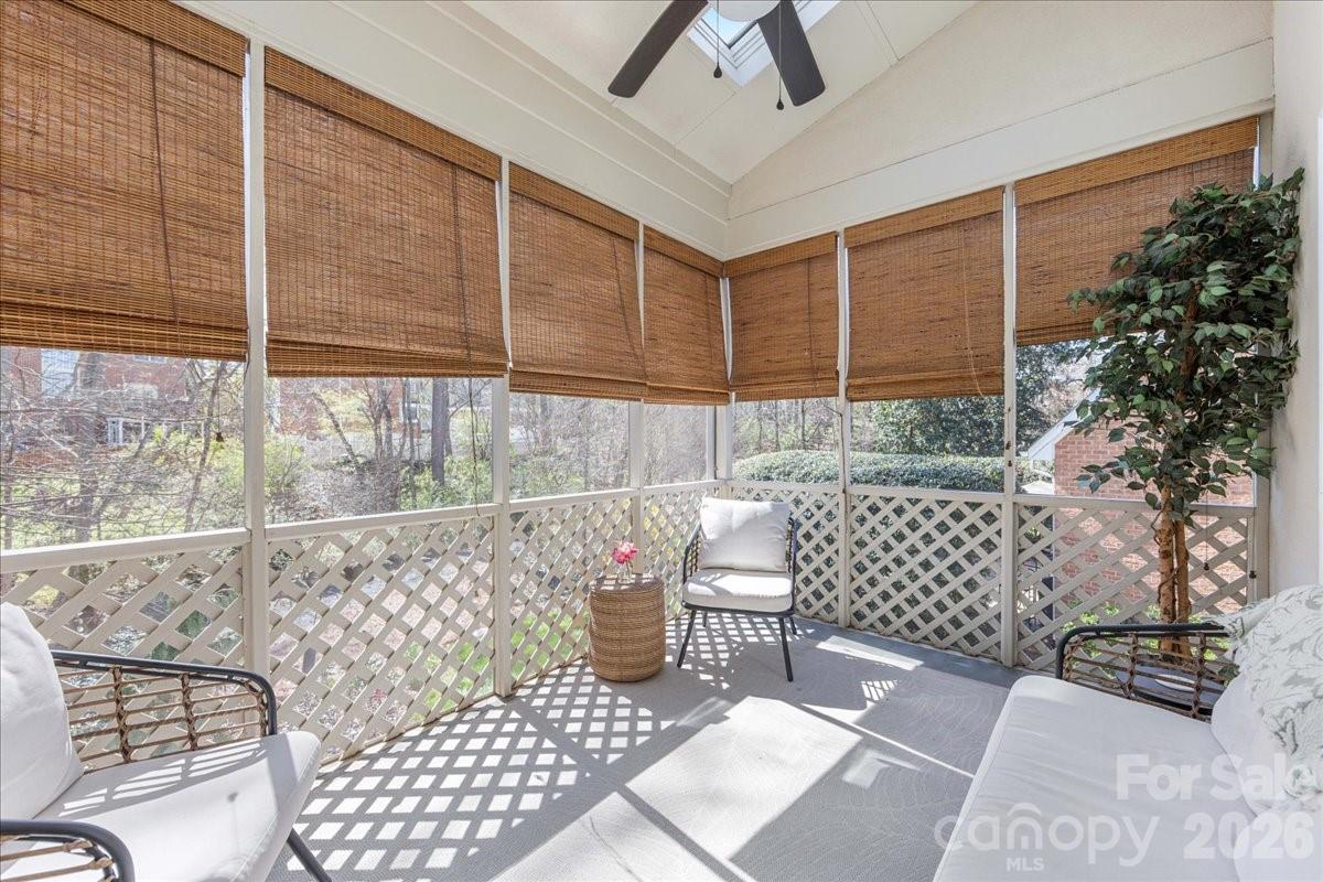 10410 Newberry Park Lane