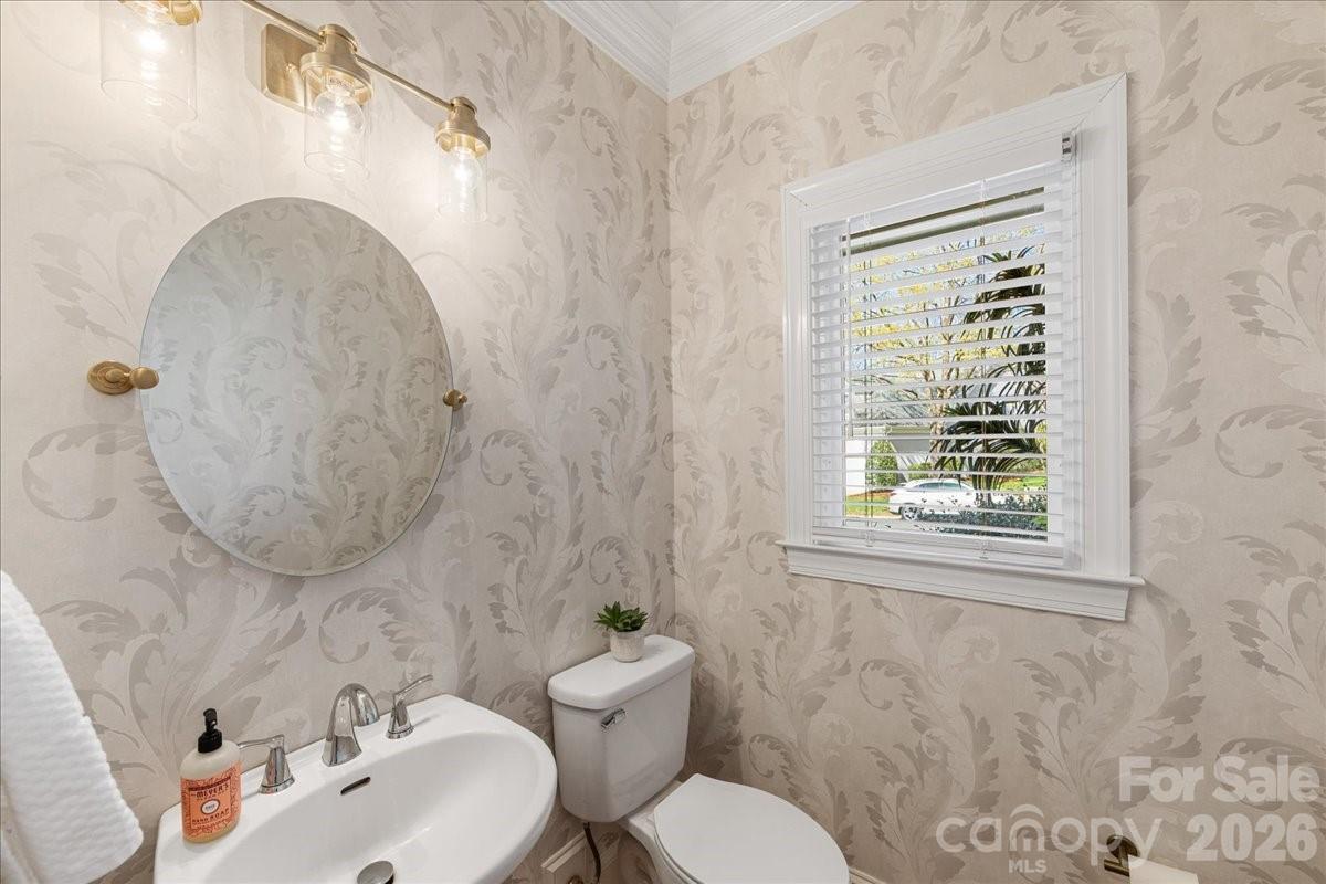 10410 Newberry Park Lane