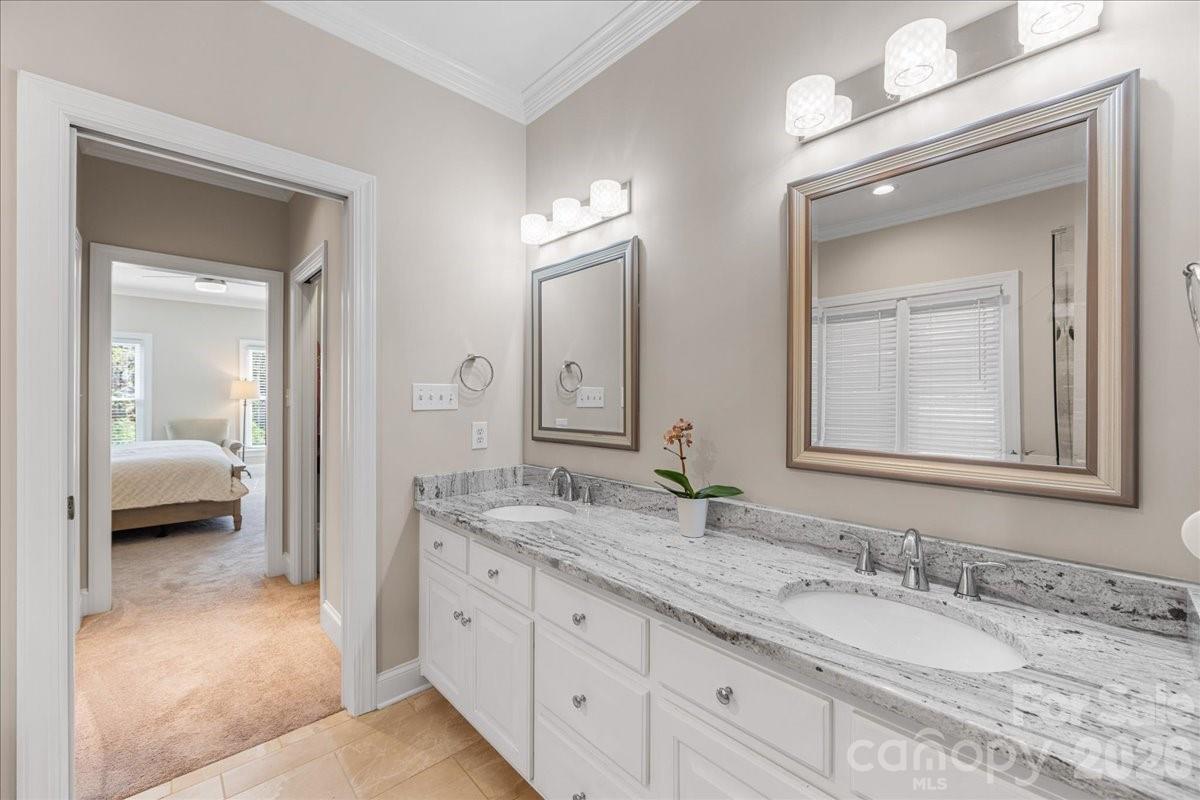 10410 Newberry Park Lane