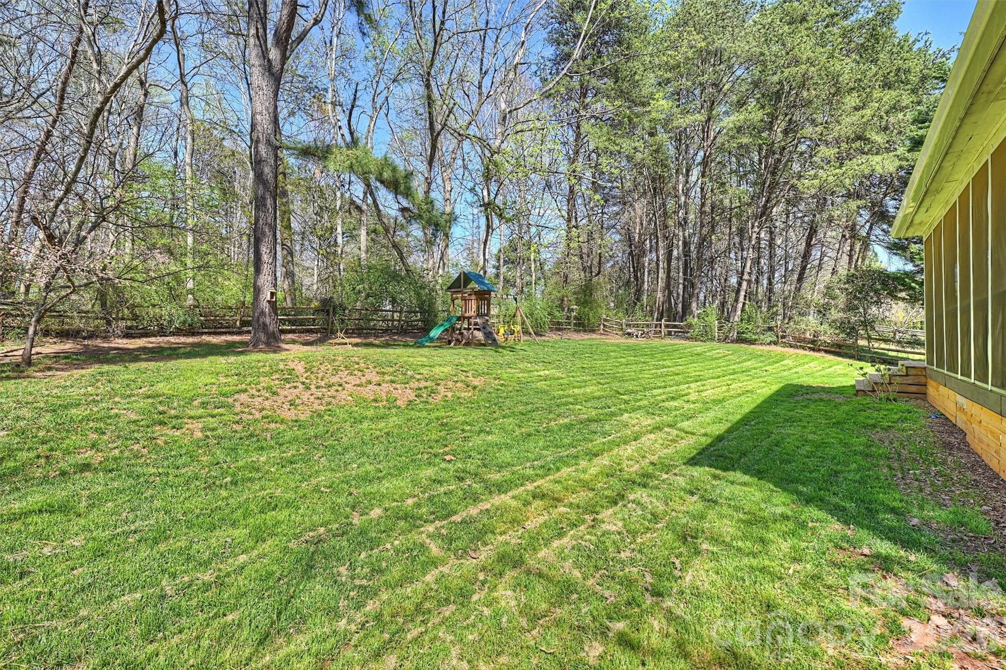 12409 Willingdon Road