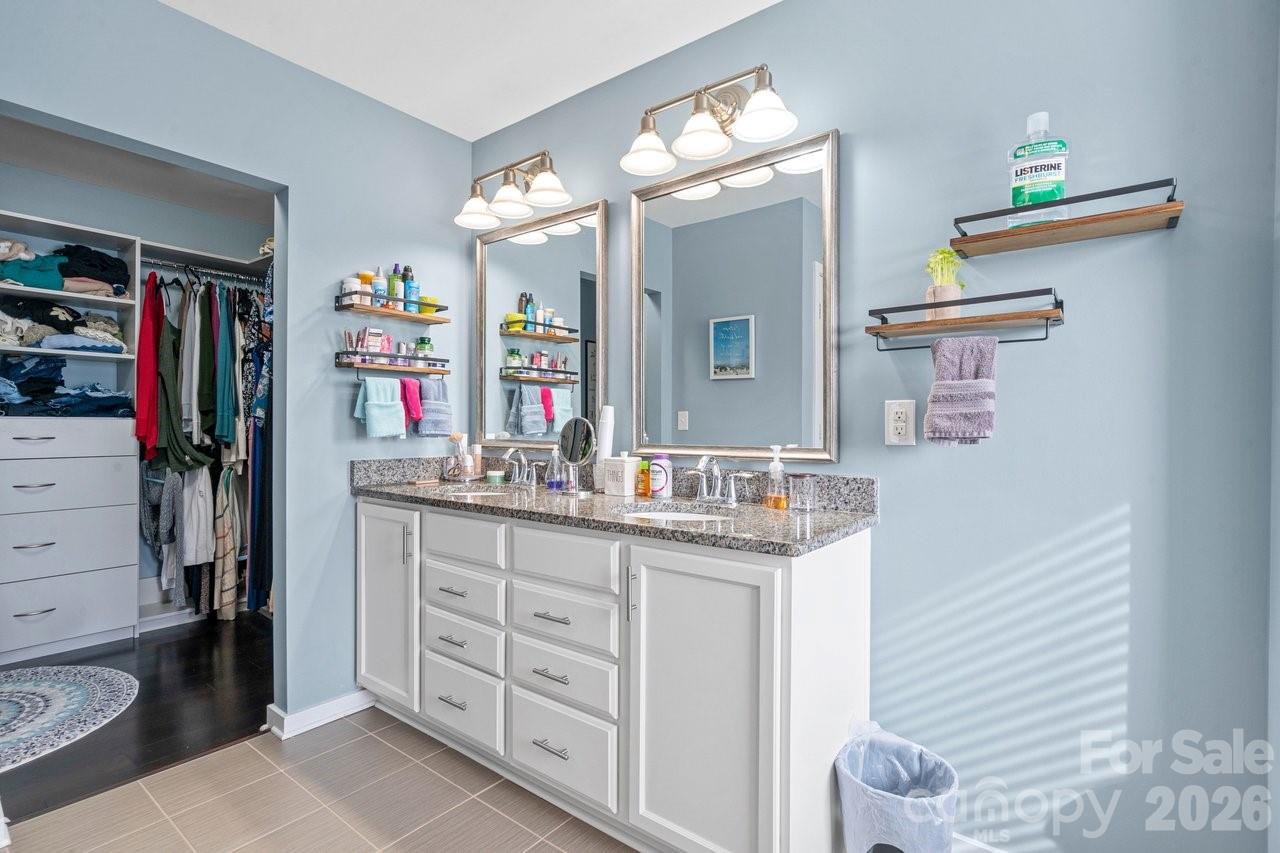 1007 Pine Bark Place