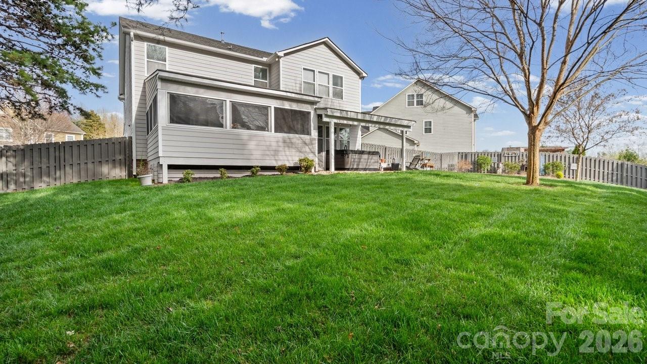 1007 Pine Bark Place