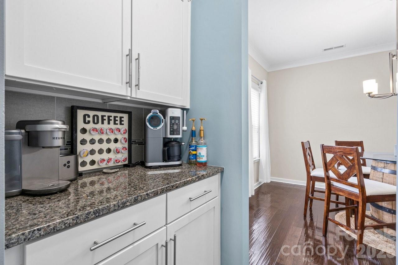 1007 Pine Bark Place