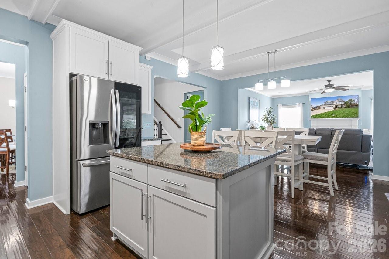 1007 Pine Bark Place