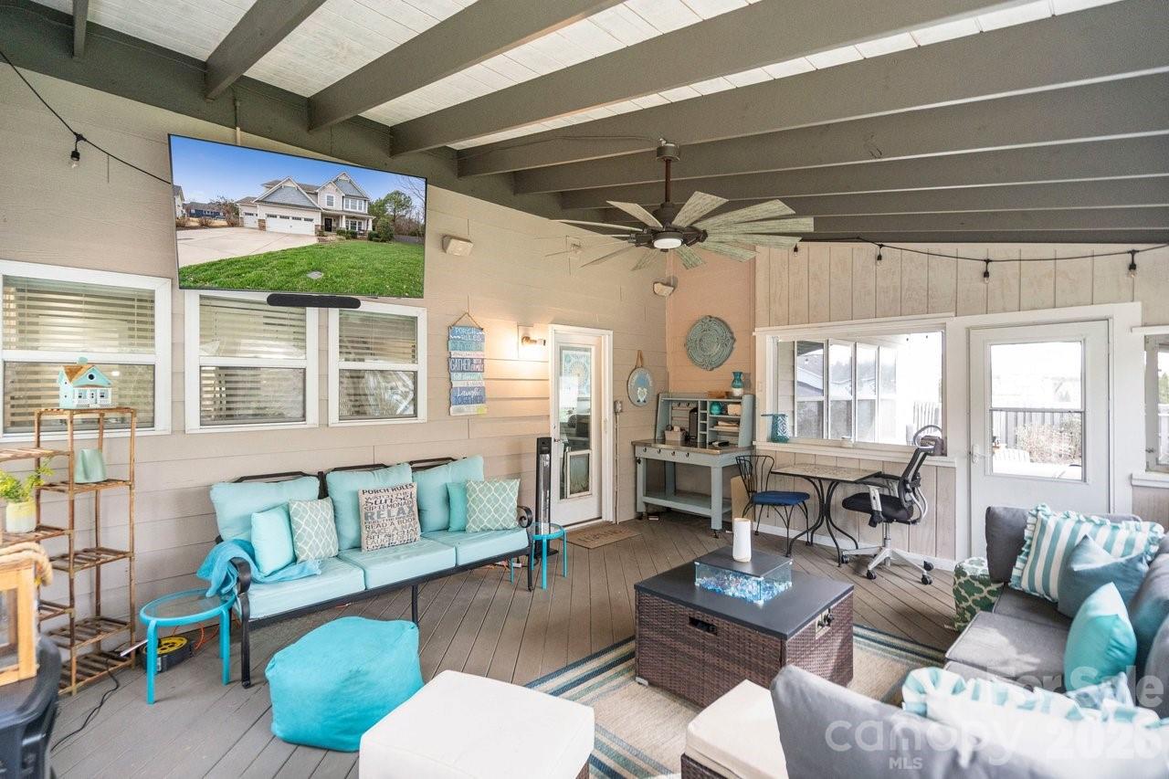 1007 Pine Bark Place