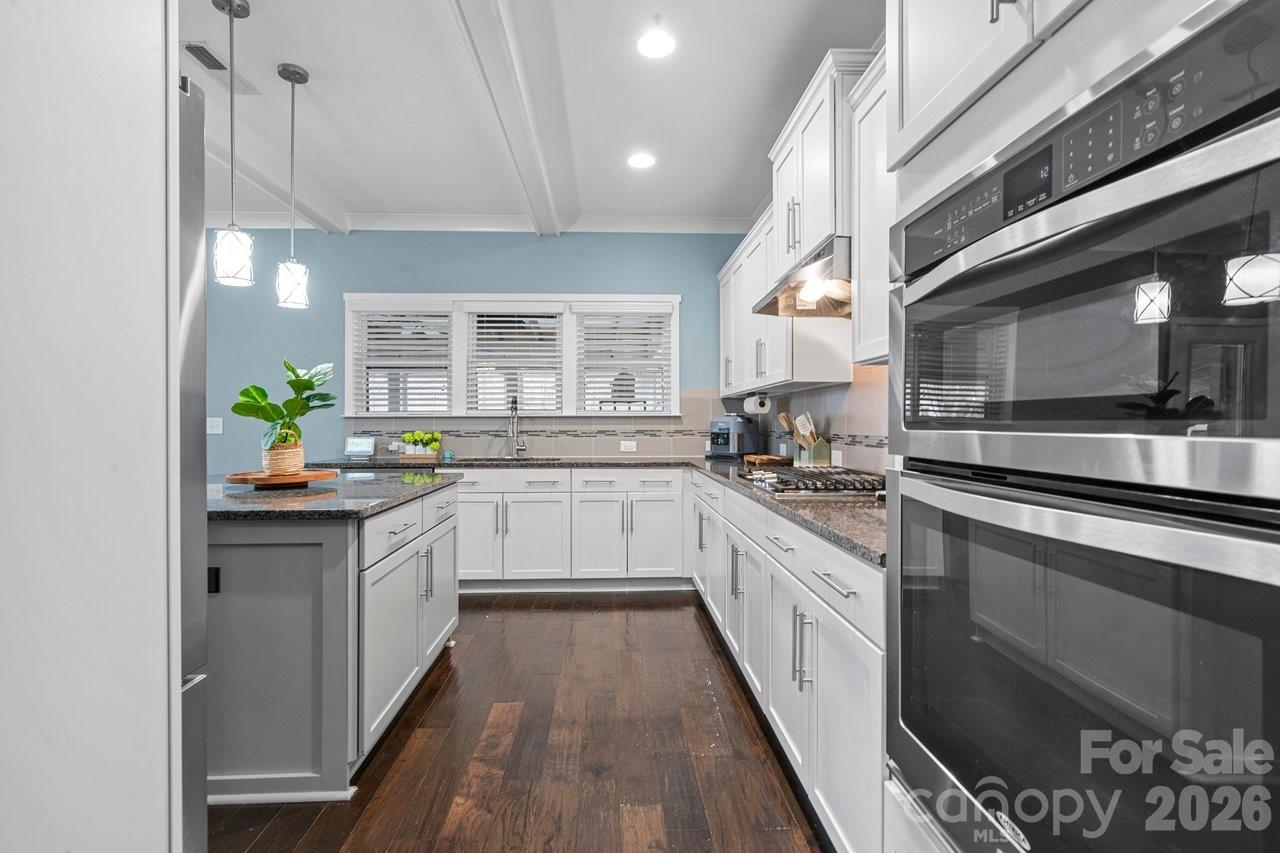 1007 Pine Bark Place