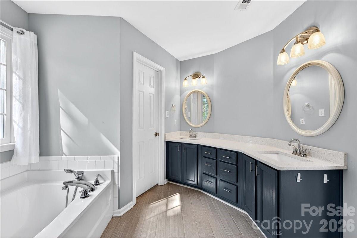 13218 Willow Breeze Lane