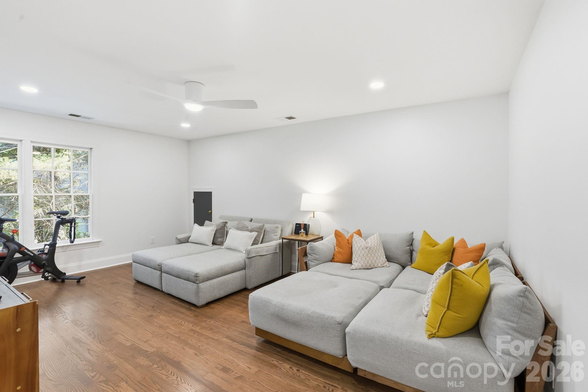 5309 Shasta Hill Court