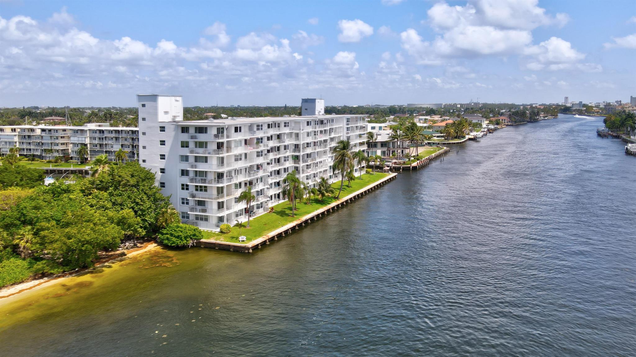 1536 SE 15th Court 103