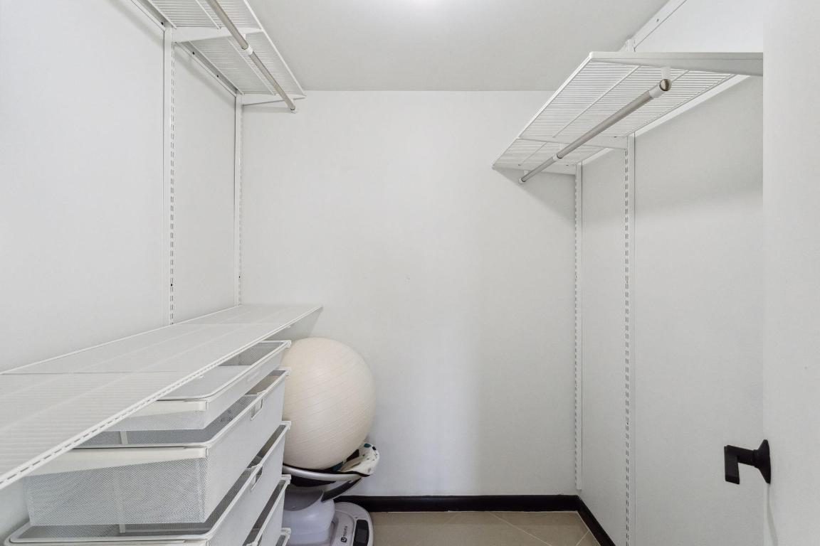 1150 Homewood Boulevard E202