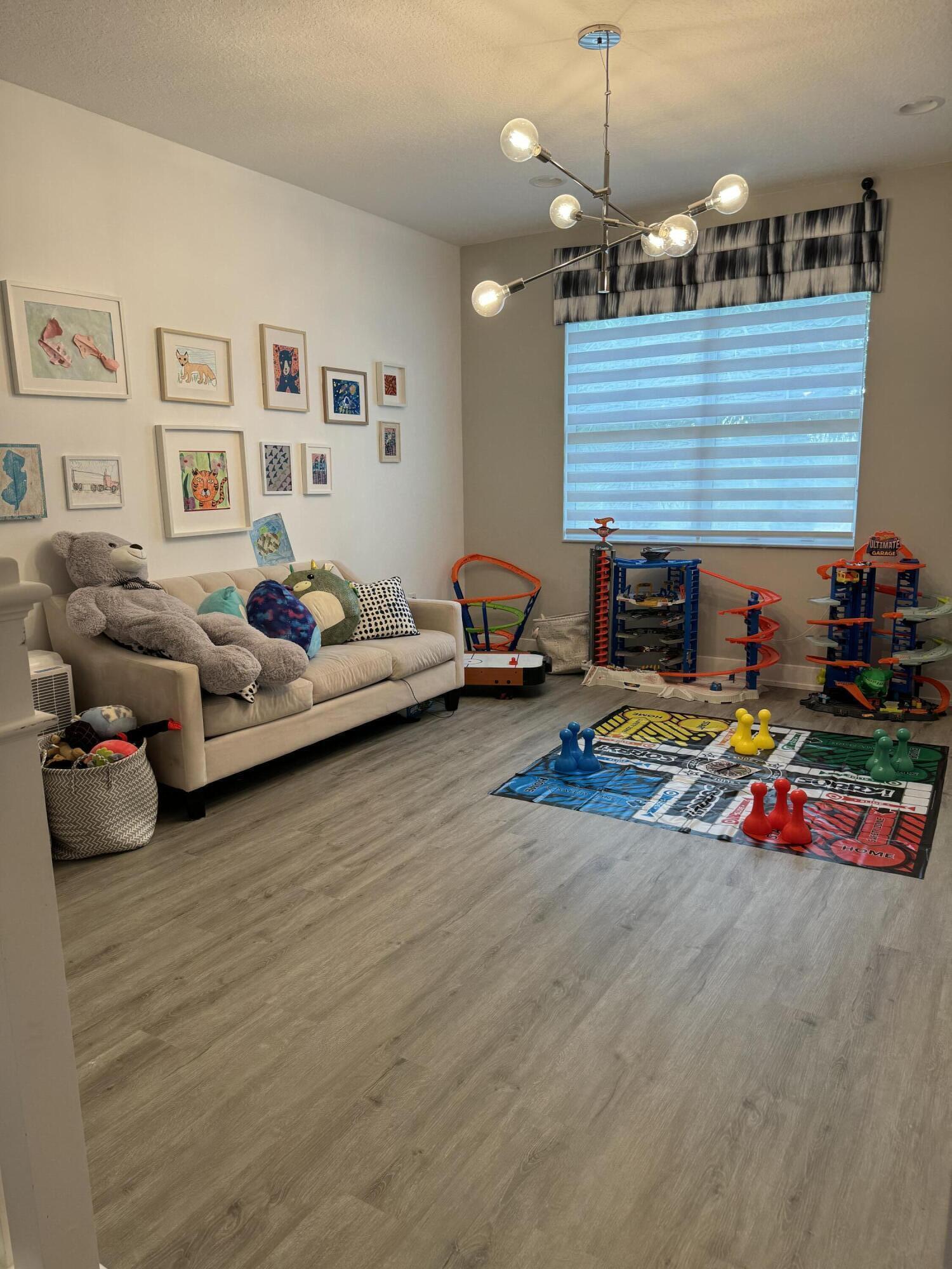 15280 Waterleaf Lane