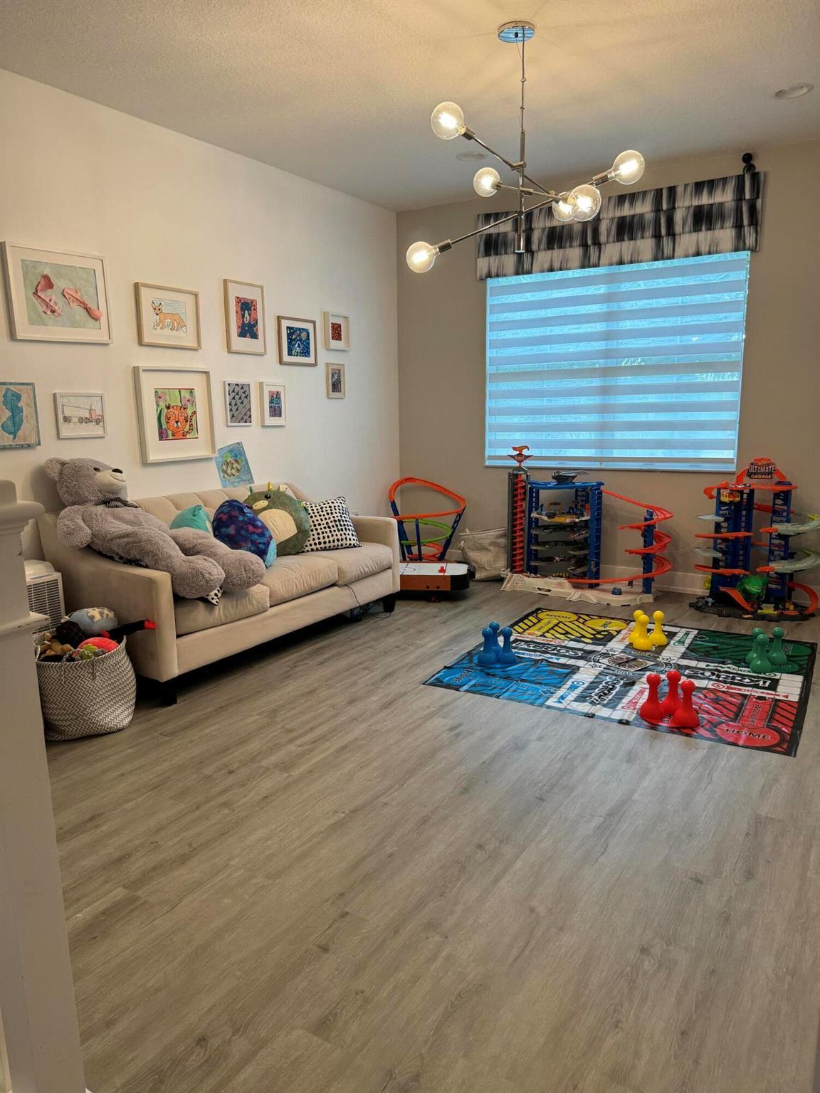 15280 Waterleaf Lane