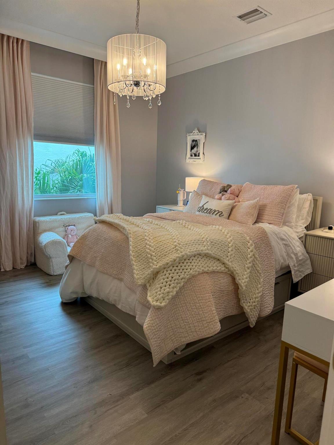 15280 Waterleaf Lane