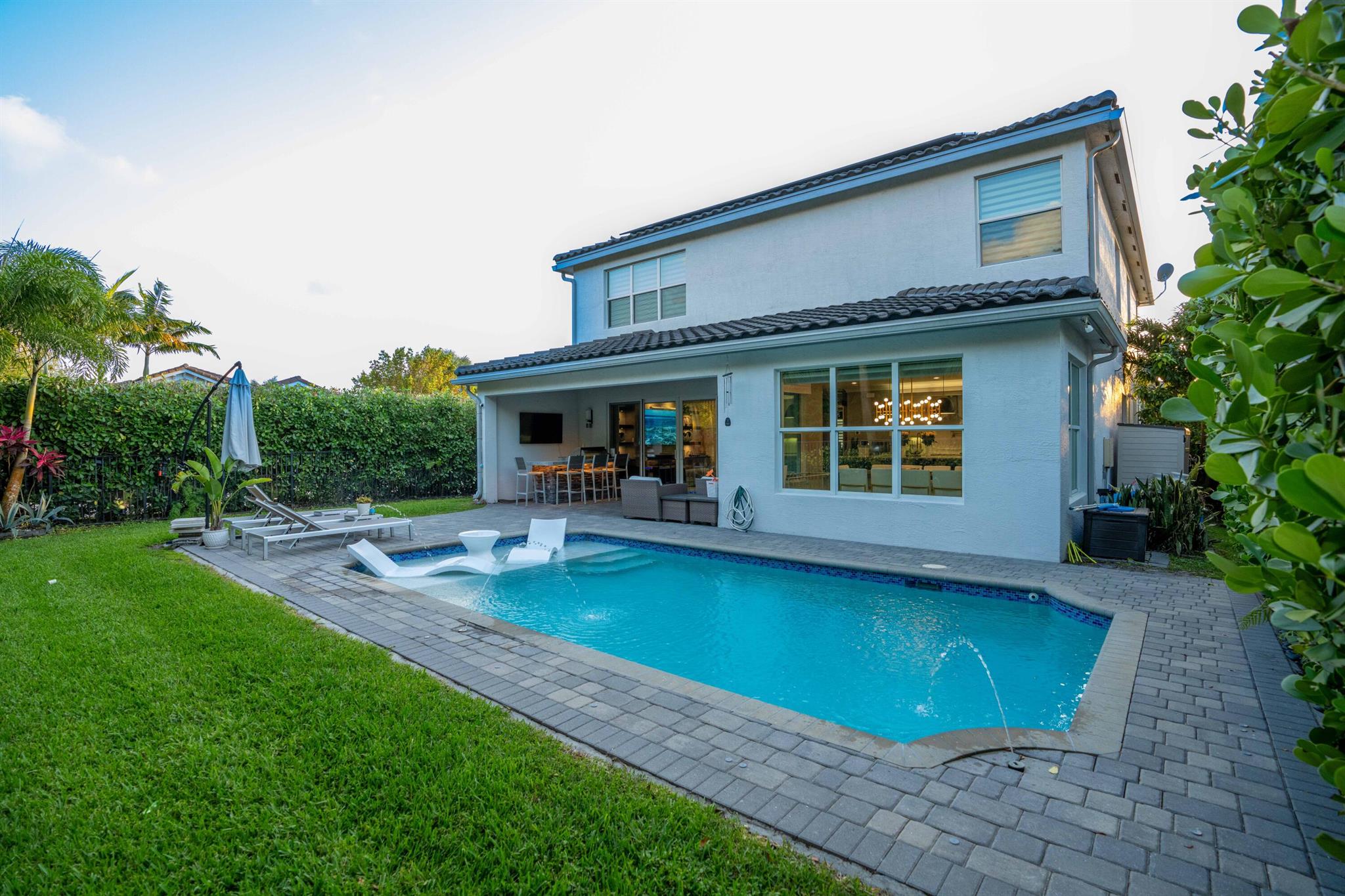 15280 Waterleaf Lane