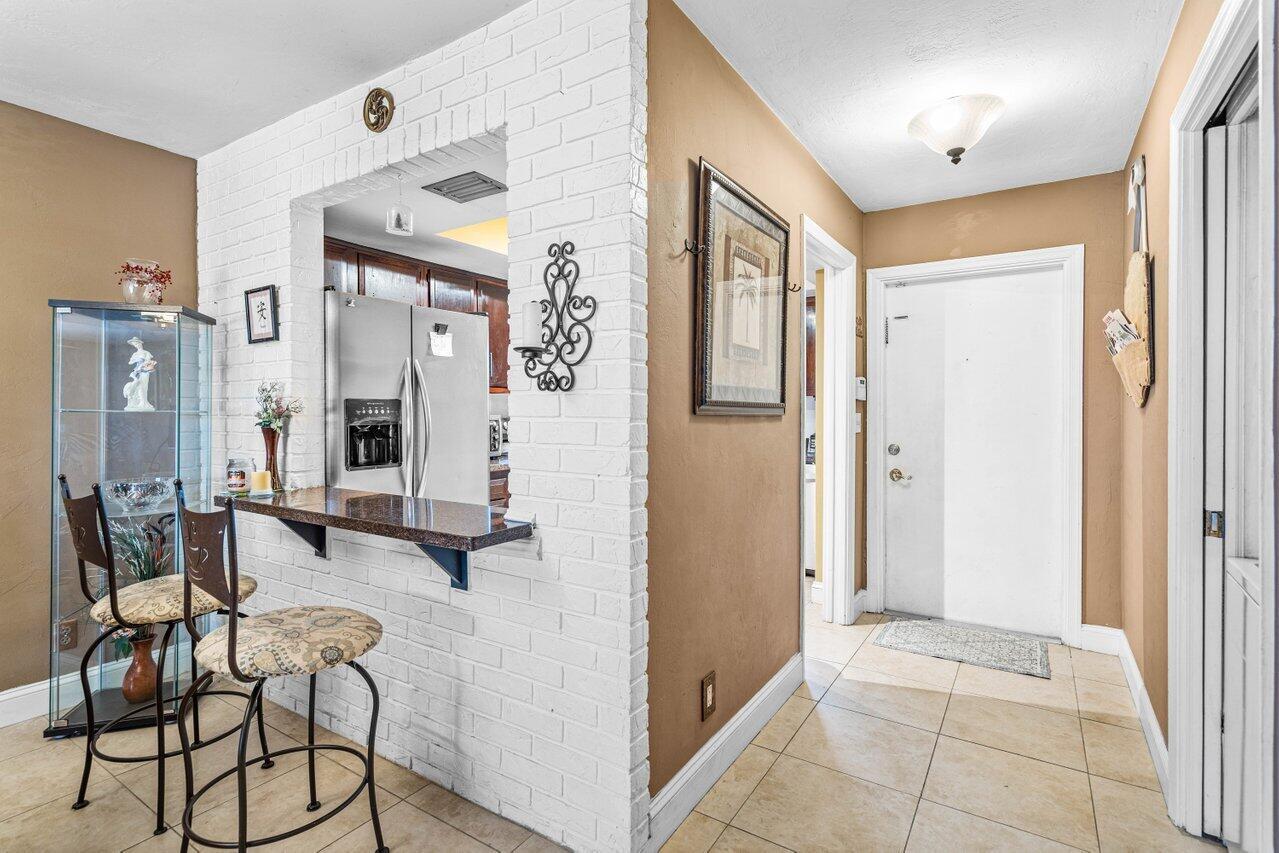 2580 SW 14th Court 27