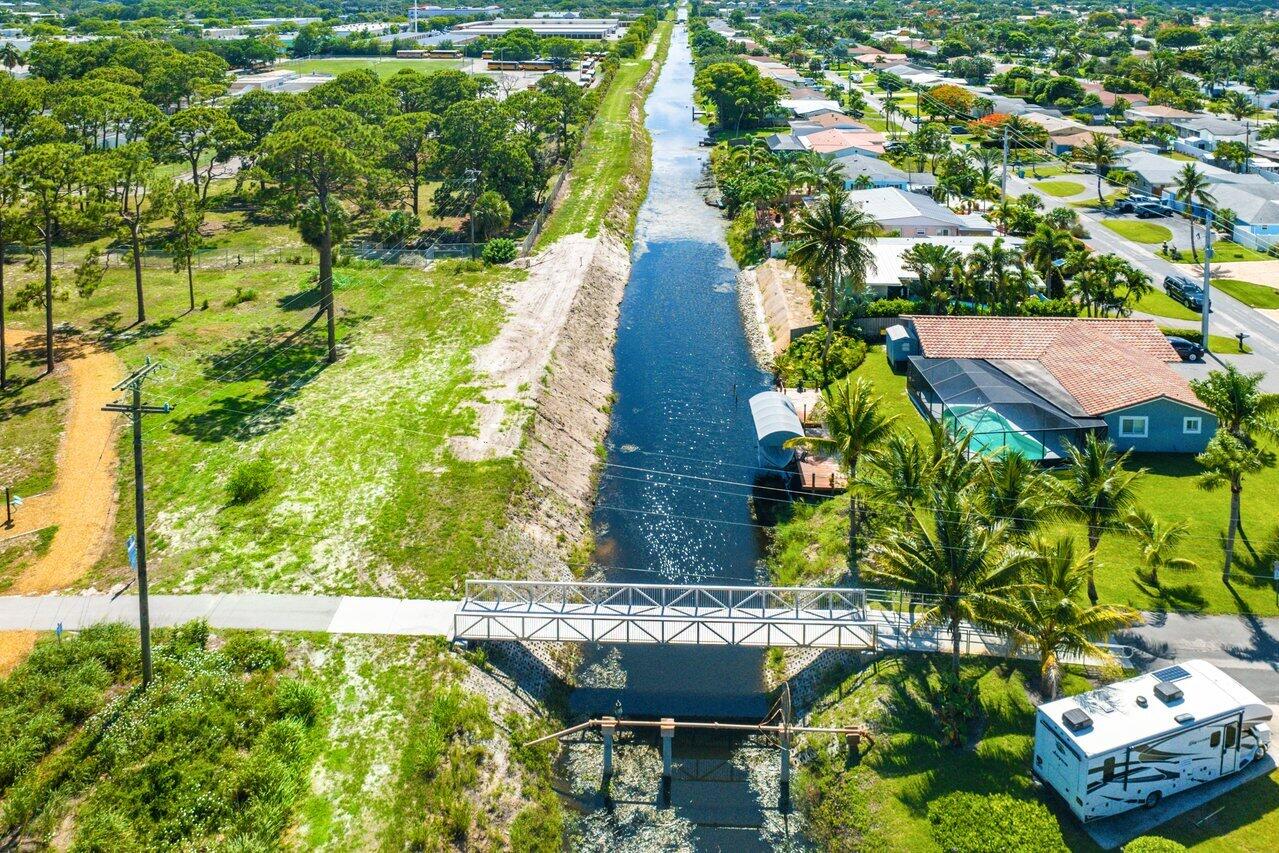 2580 SW 14th Court 27