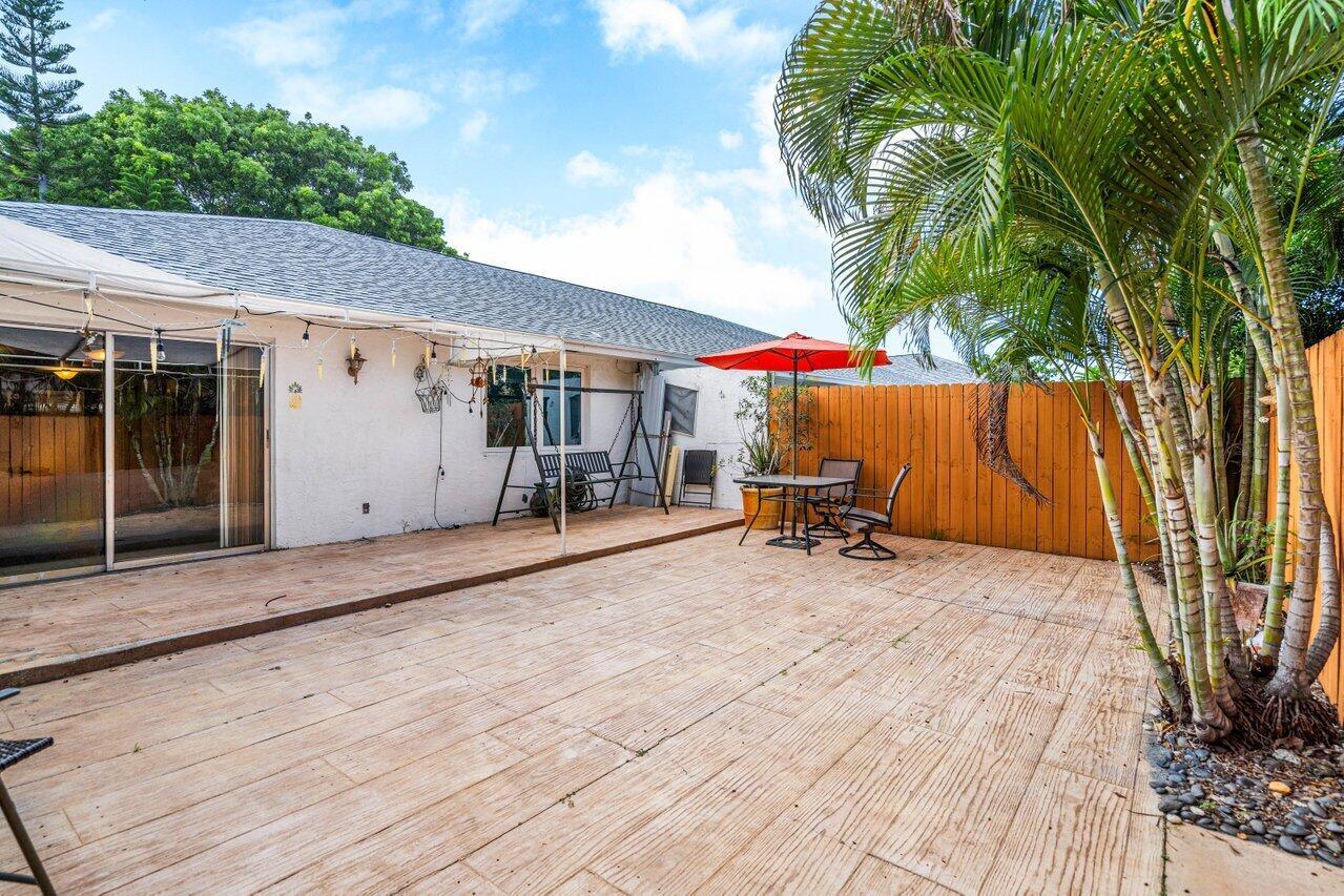 2580 SW 14th Court 27