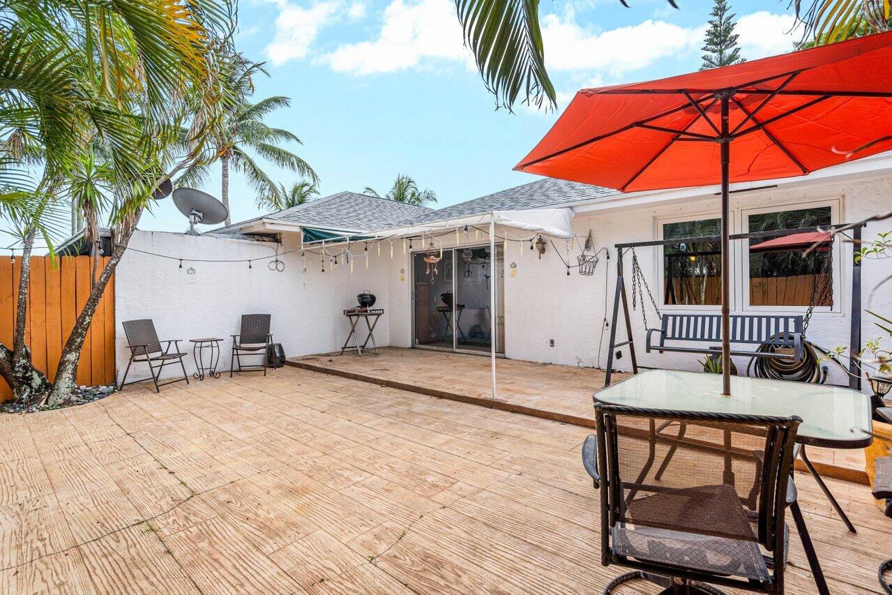 2580 SW 14th Court 27