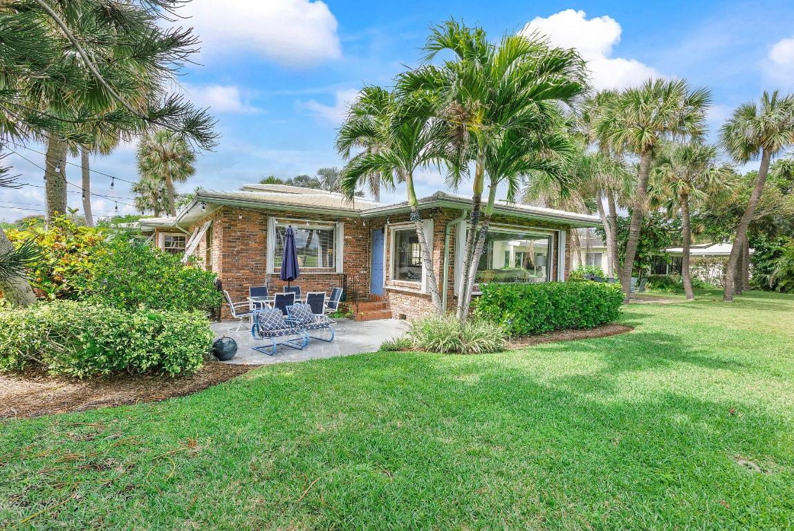 1102 N Golfview Road