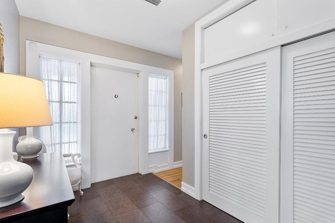 1102 N Golfview Road